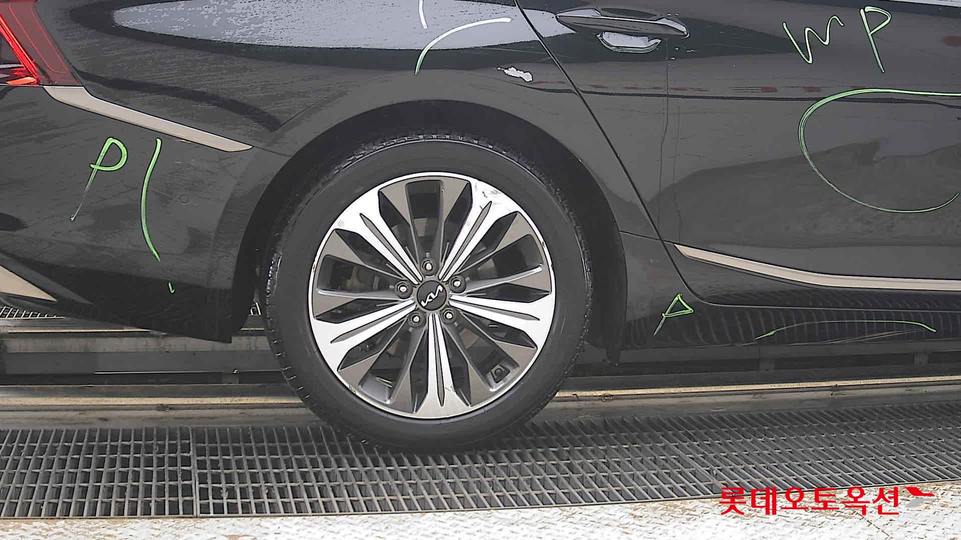 2022 - kia k8