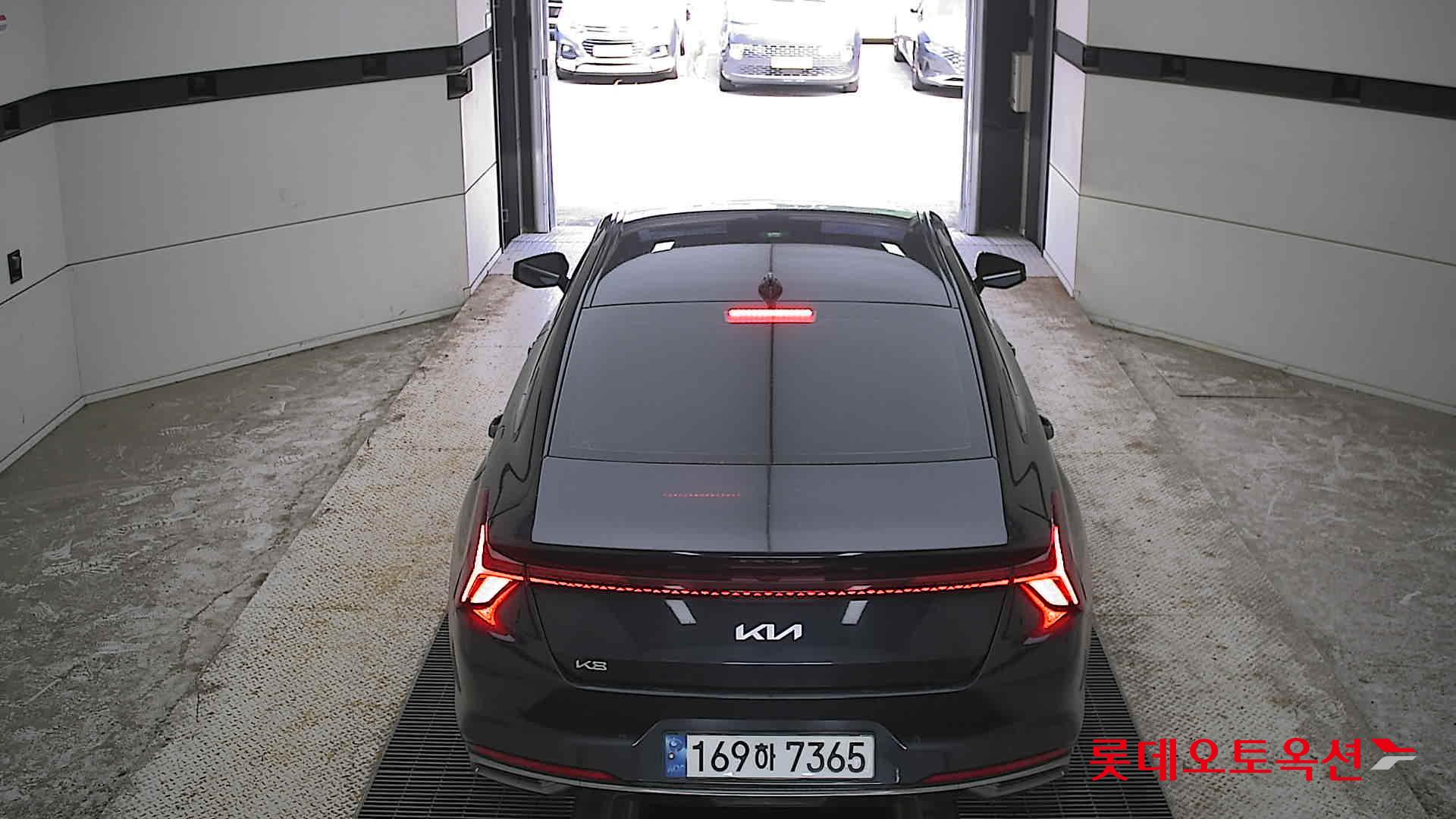 2022 - kia k8