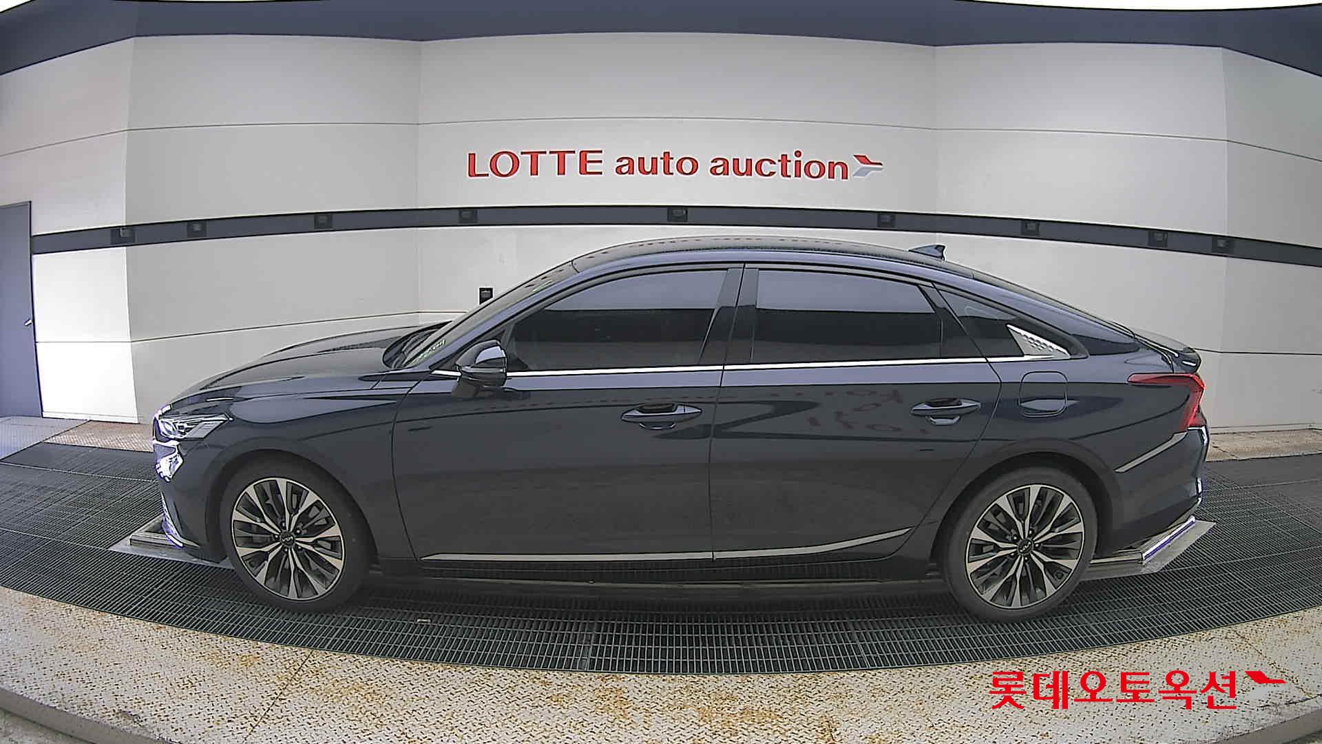 2022 - kia k8