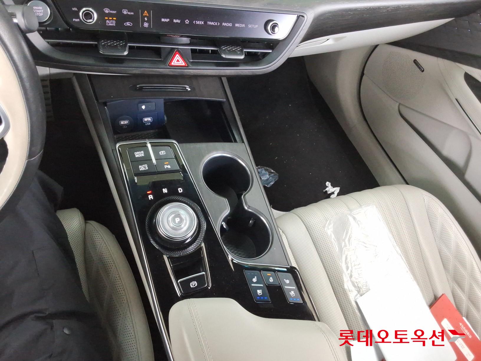 2022 - kia k8