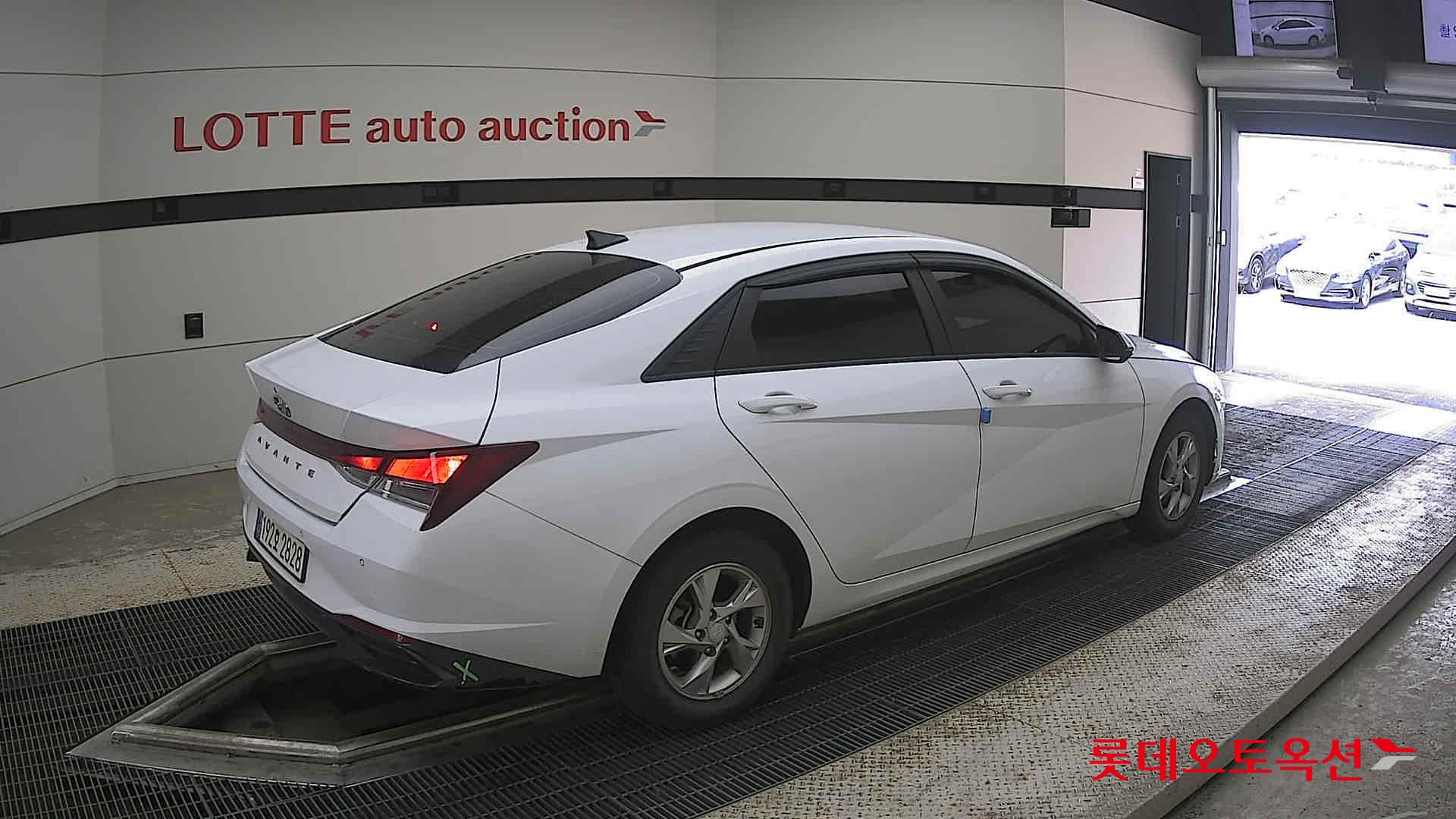 2023 - hyundai avante