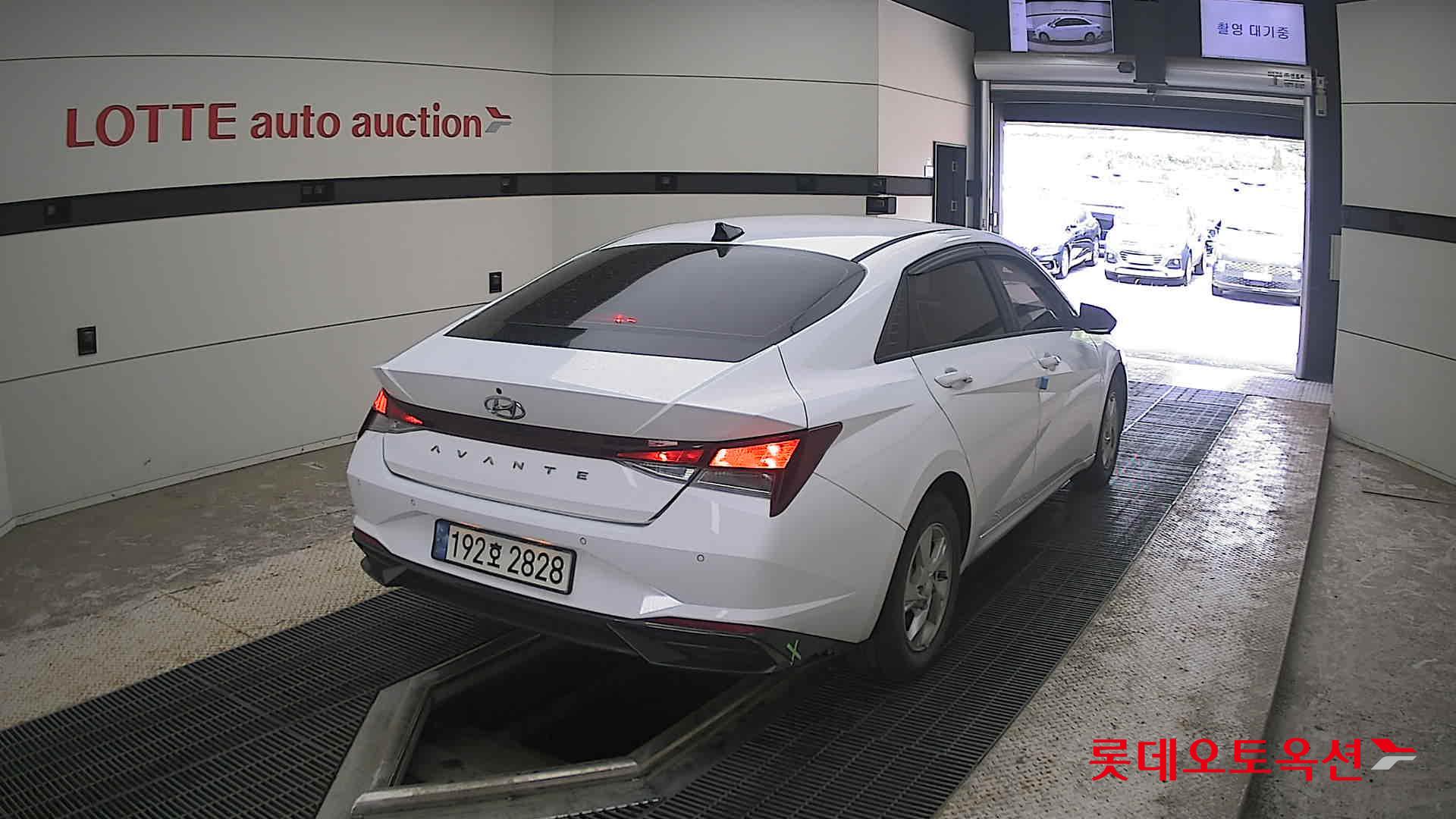 2023 - hyundai avante