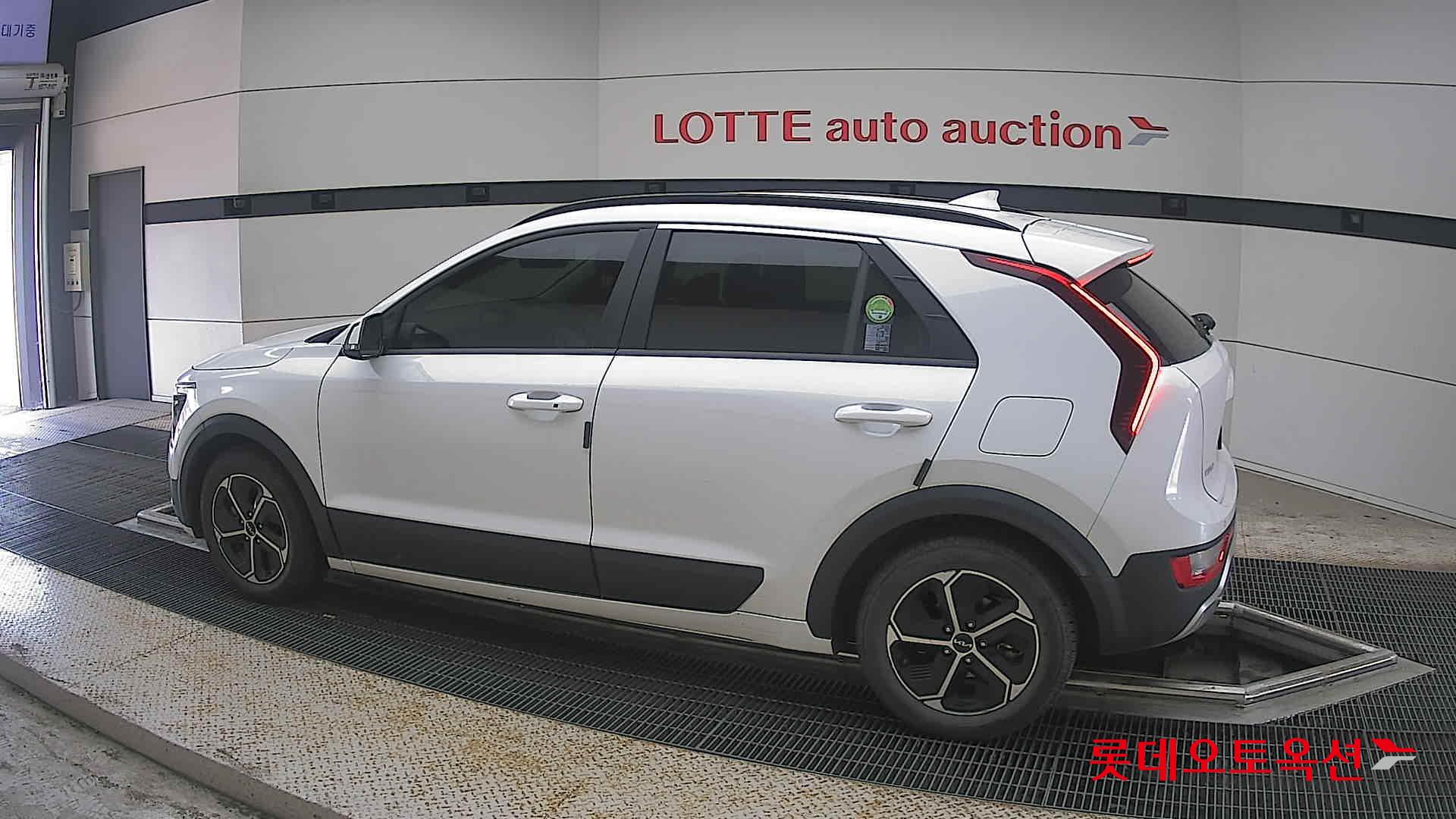 2022 - kia niro