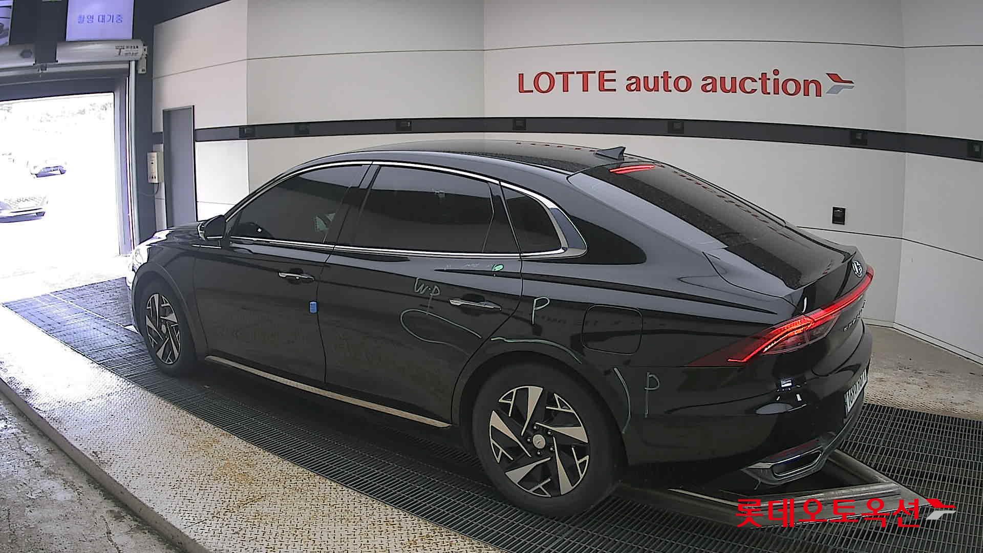 2022 - hyundai grandeur