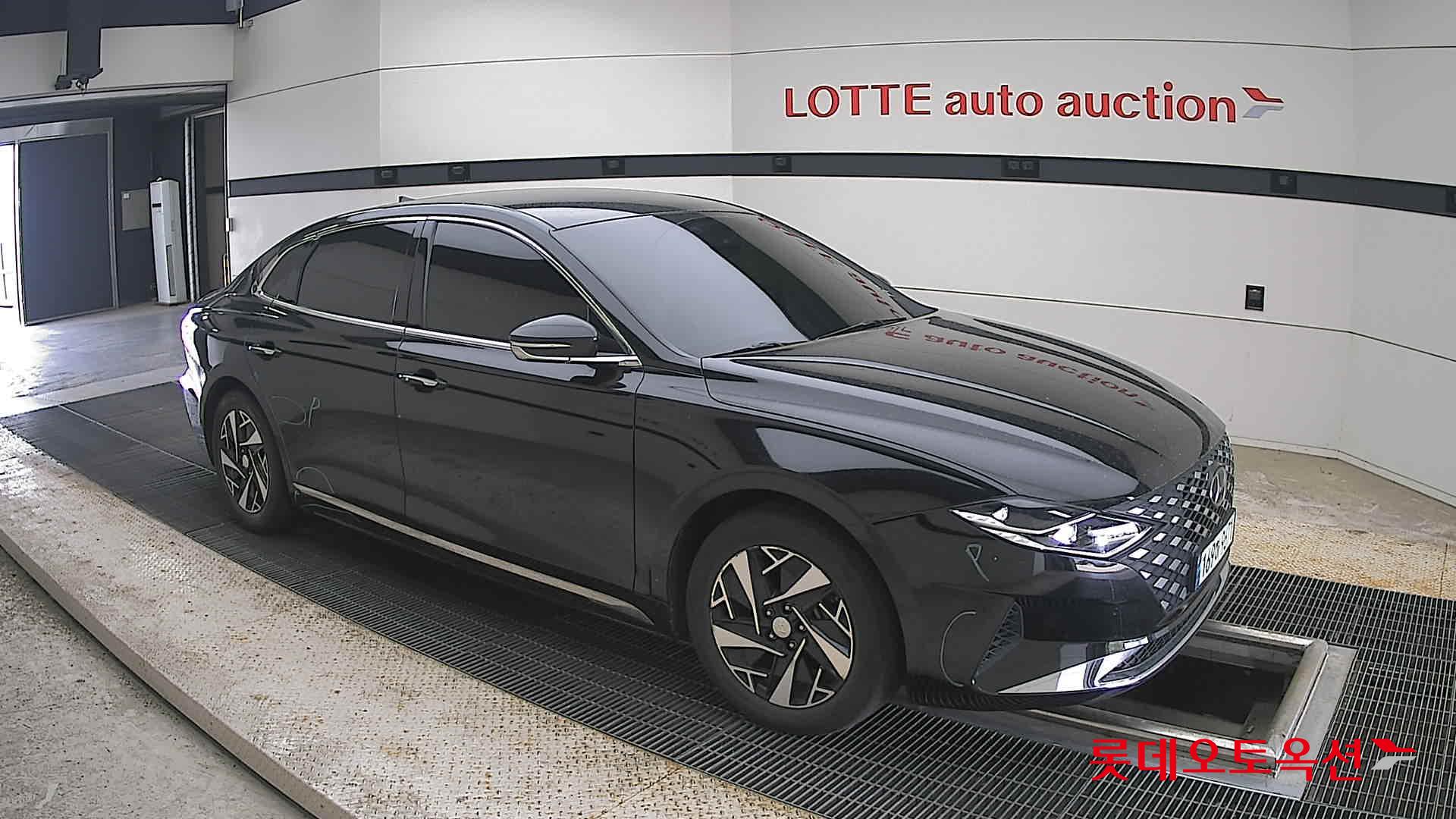 2022 - hyundai grandeur