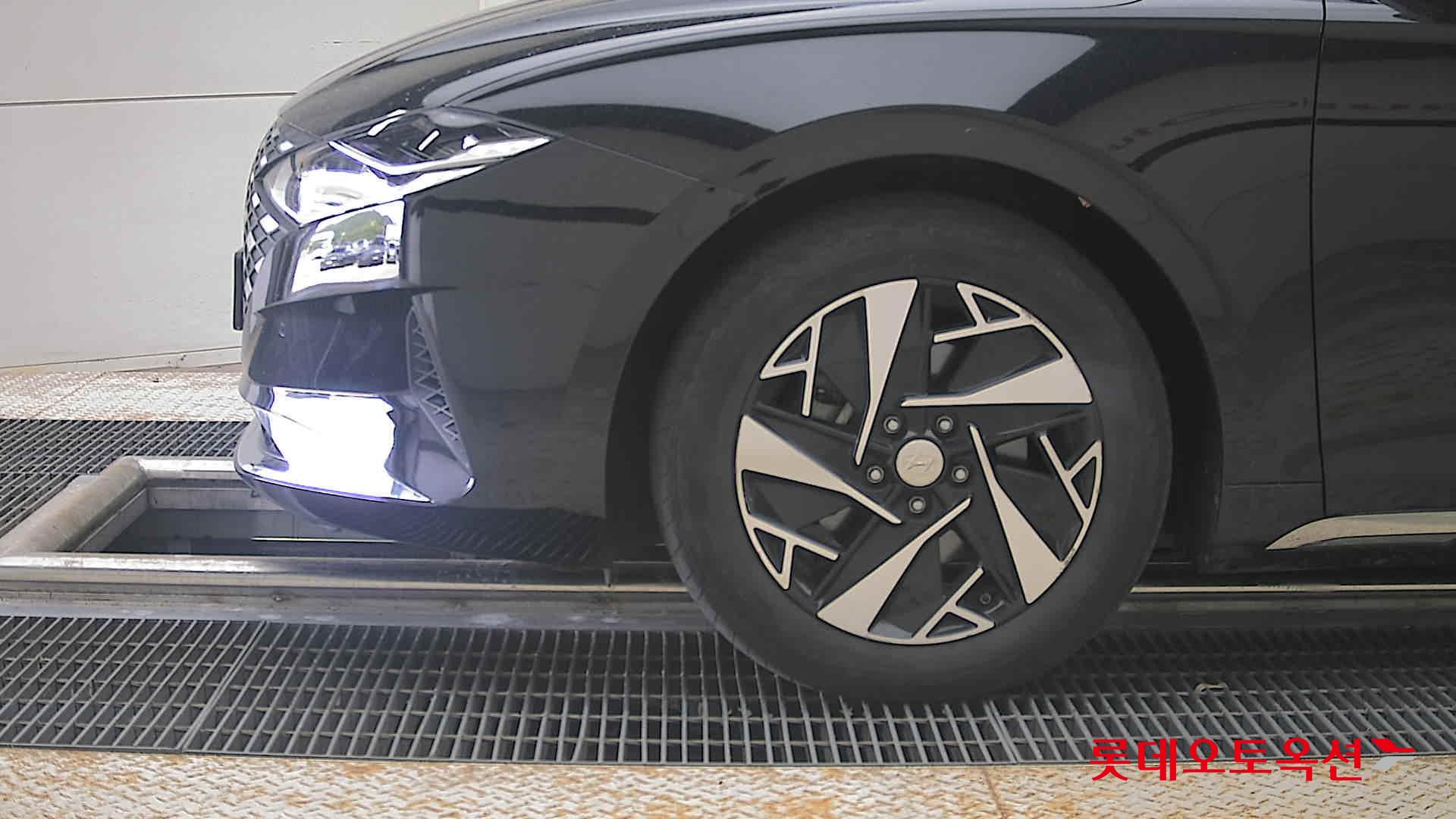 2022 - hyundai grandeur
