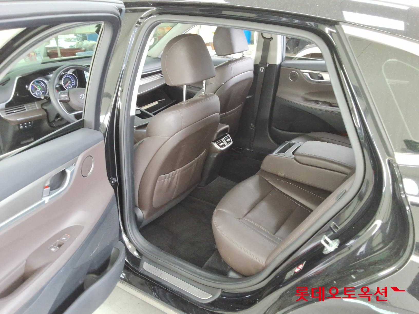 2022 - hyundai grandeur