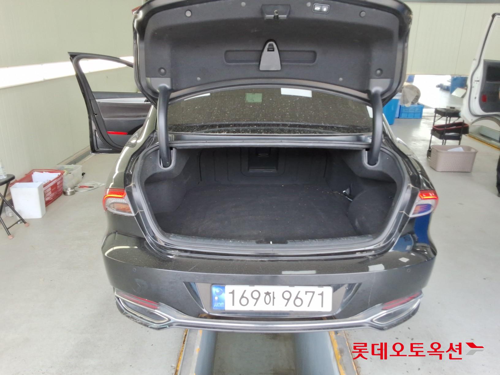 2022 - hyundai grandeur