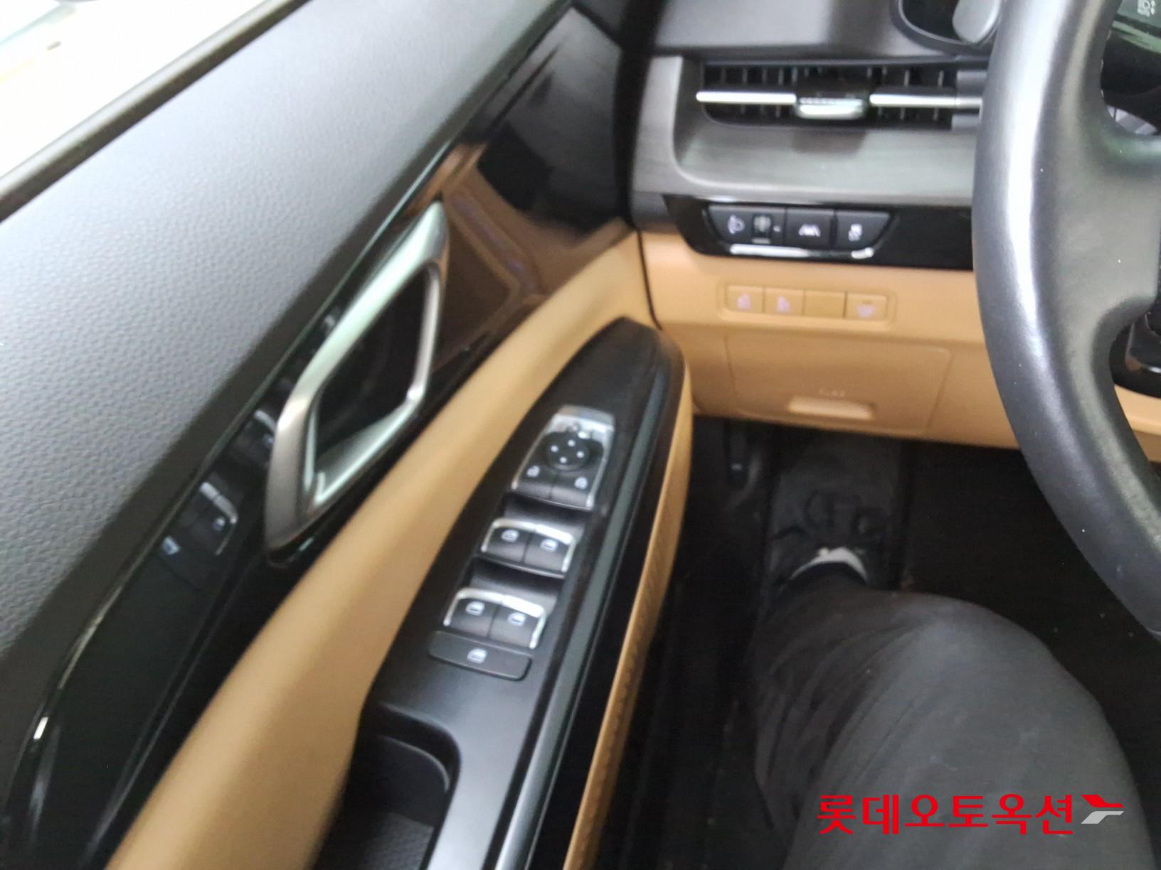 2023 - kia carnival
