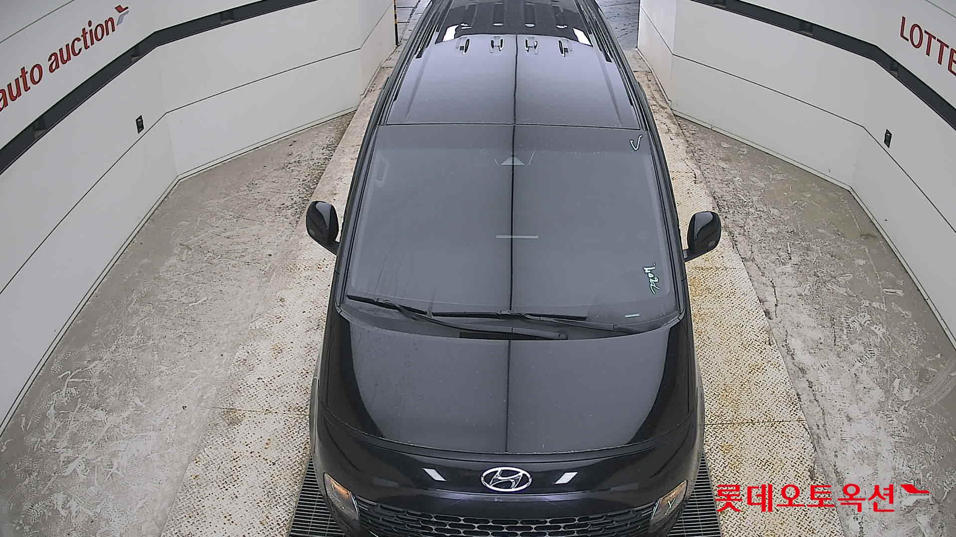 2022 - hyundai staria