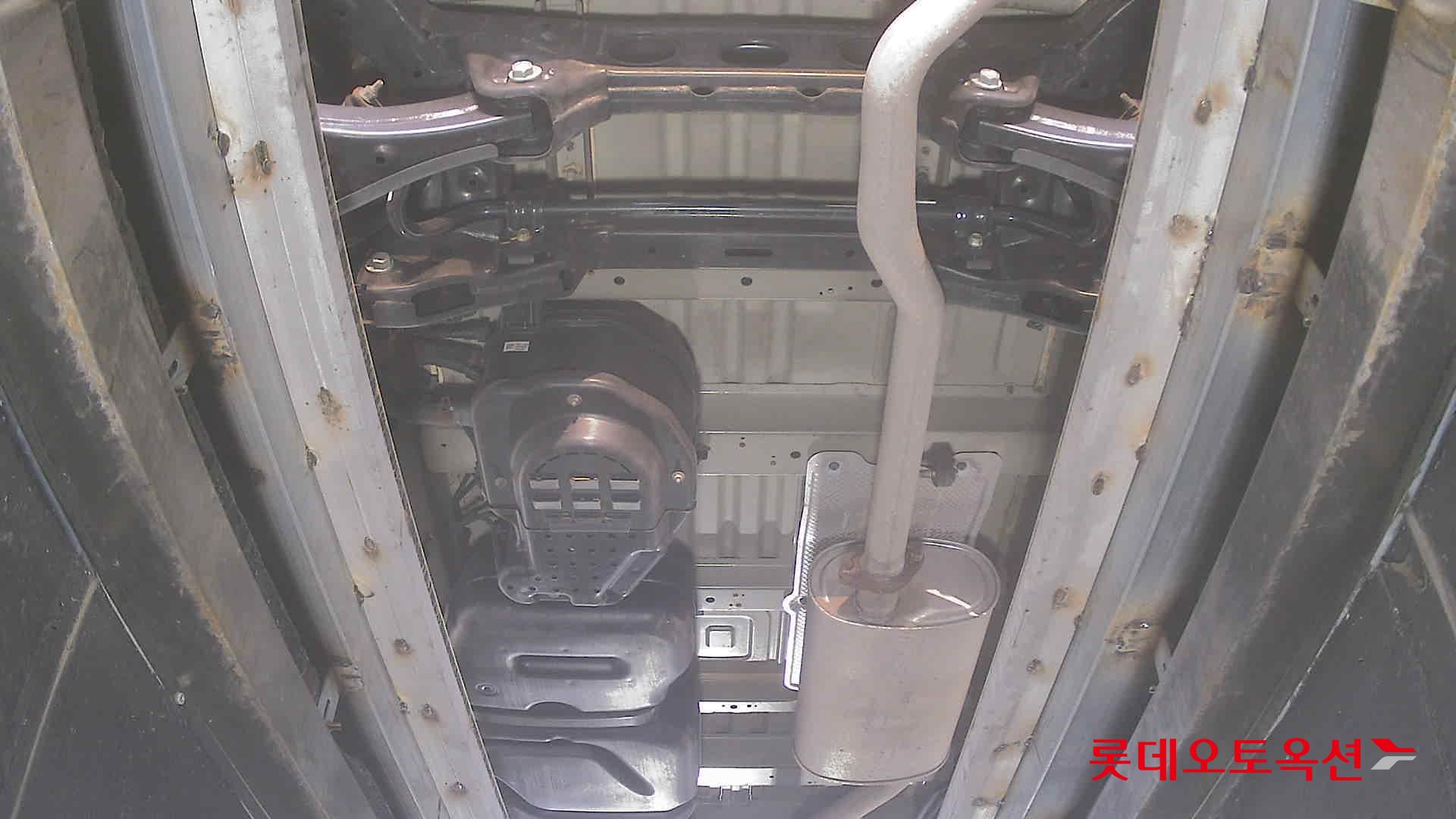 2022 - hyundai staria