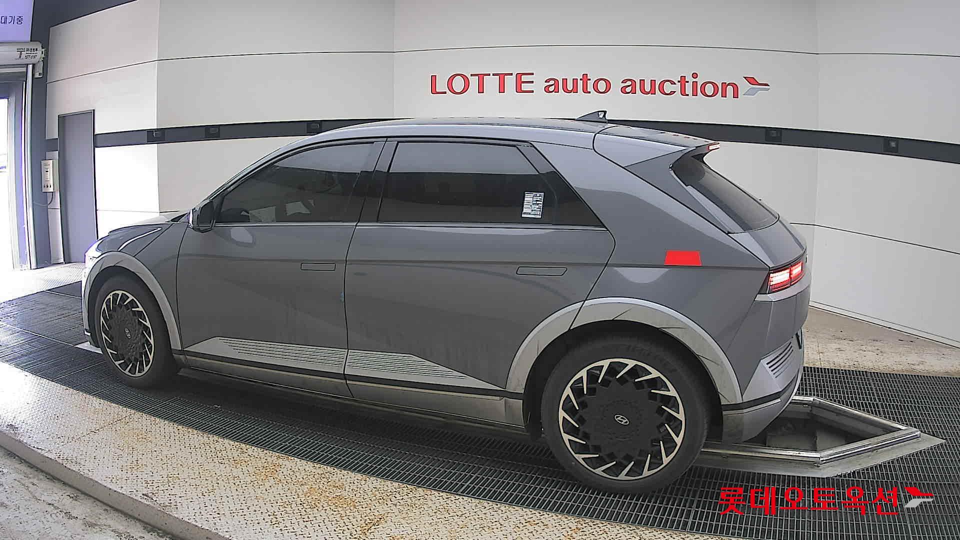 2022 - hyundai ioniq