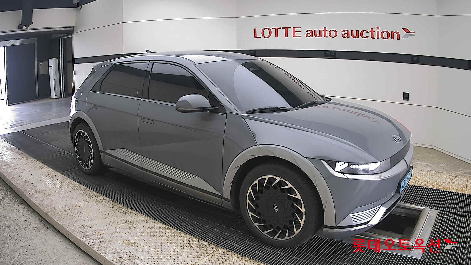 2022 - hyundai ioniq