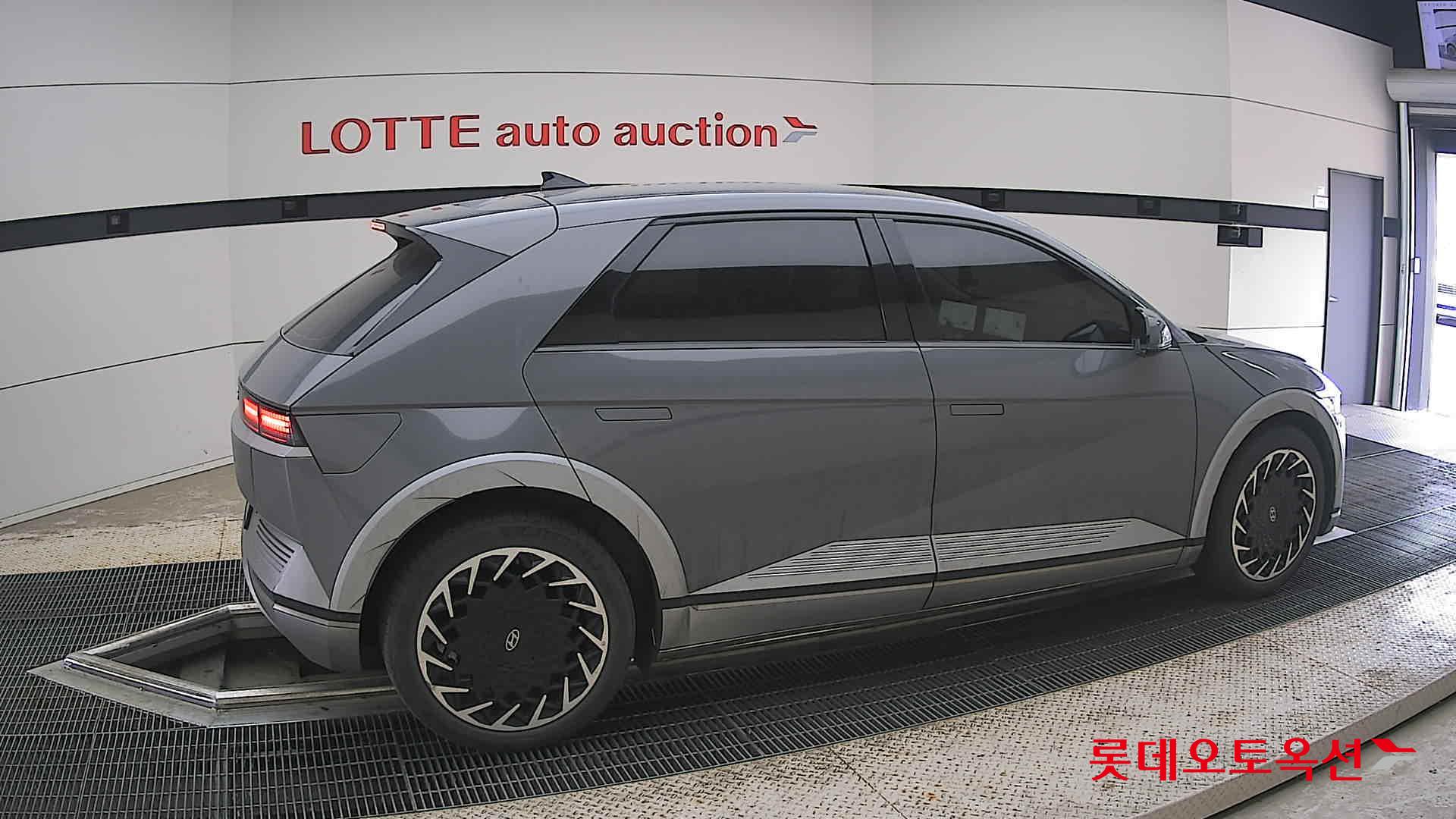 2022 - hyundai ioniq