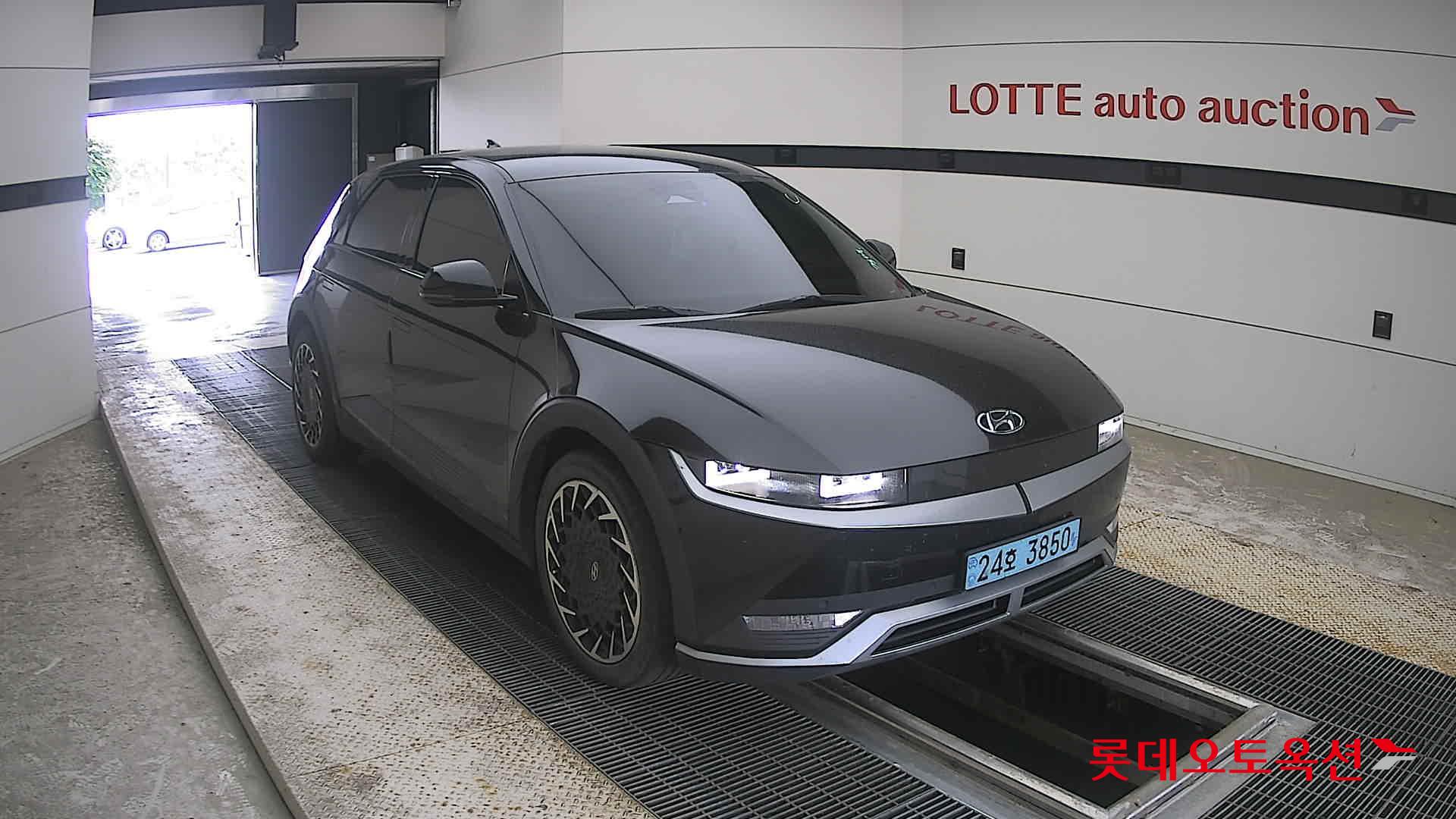 2023 - hyundai ioniq