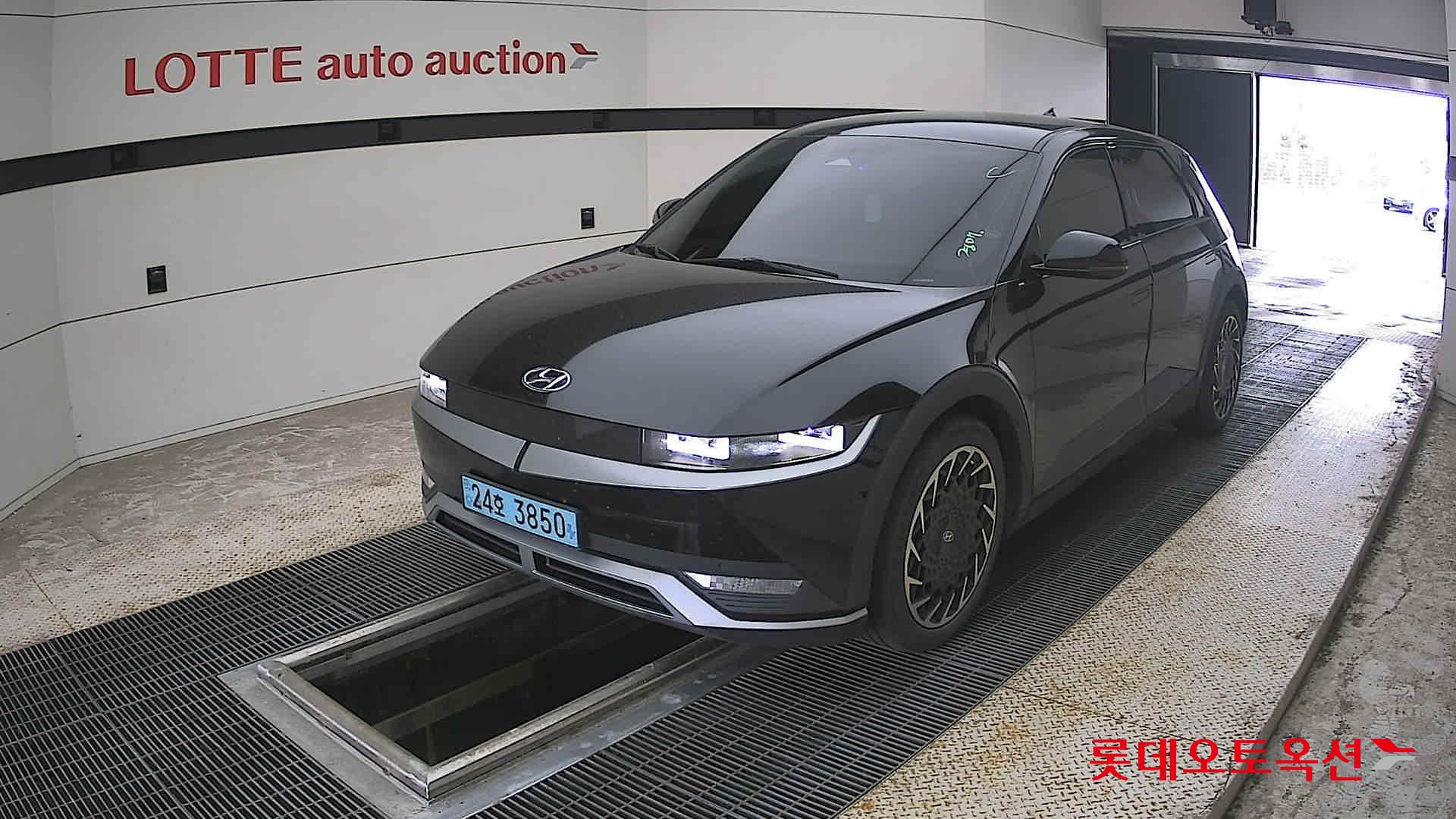 2023 - hyundai ioniq