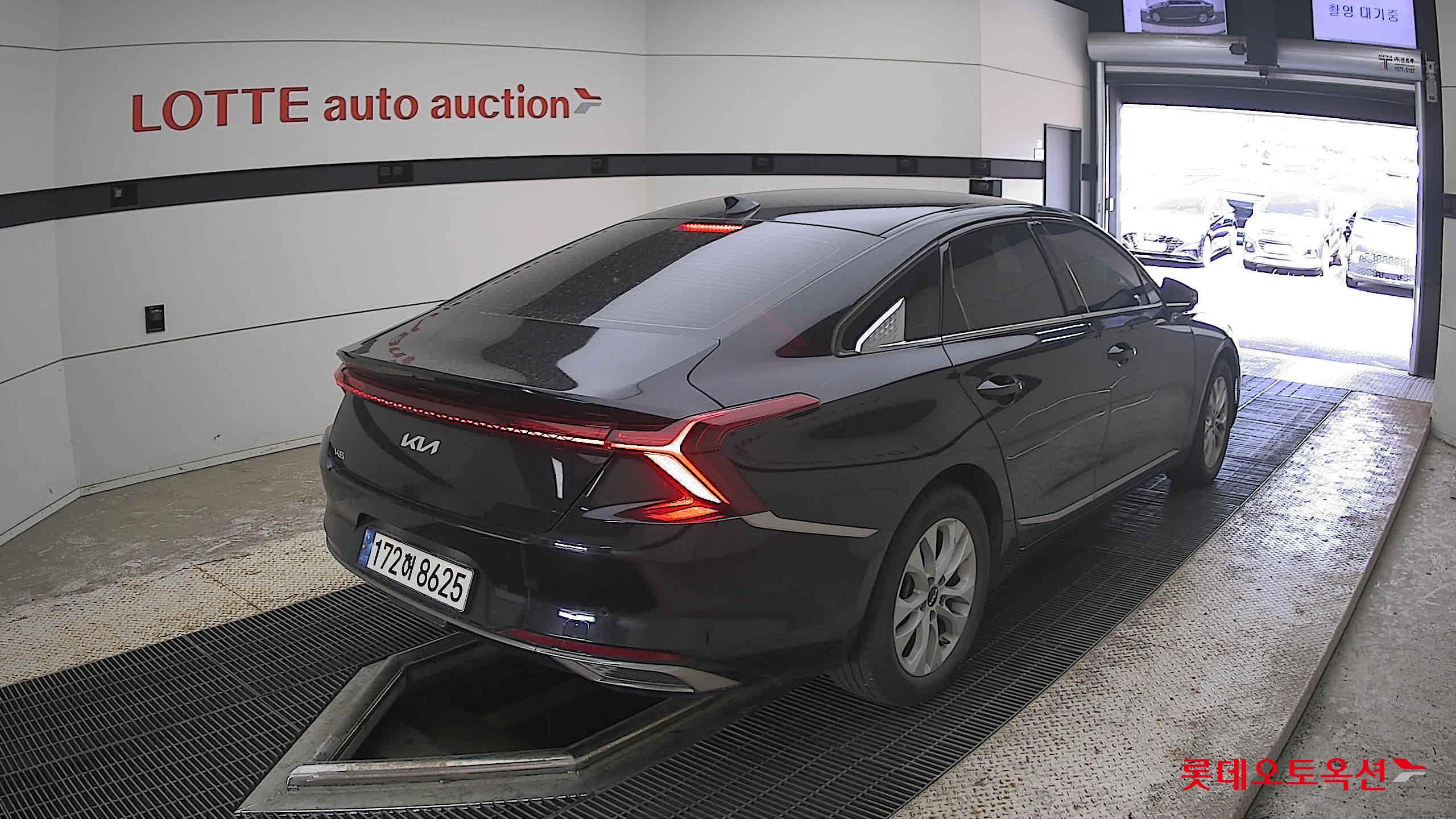 2023 - kia k8
