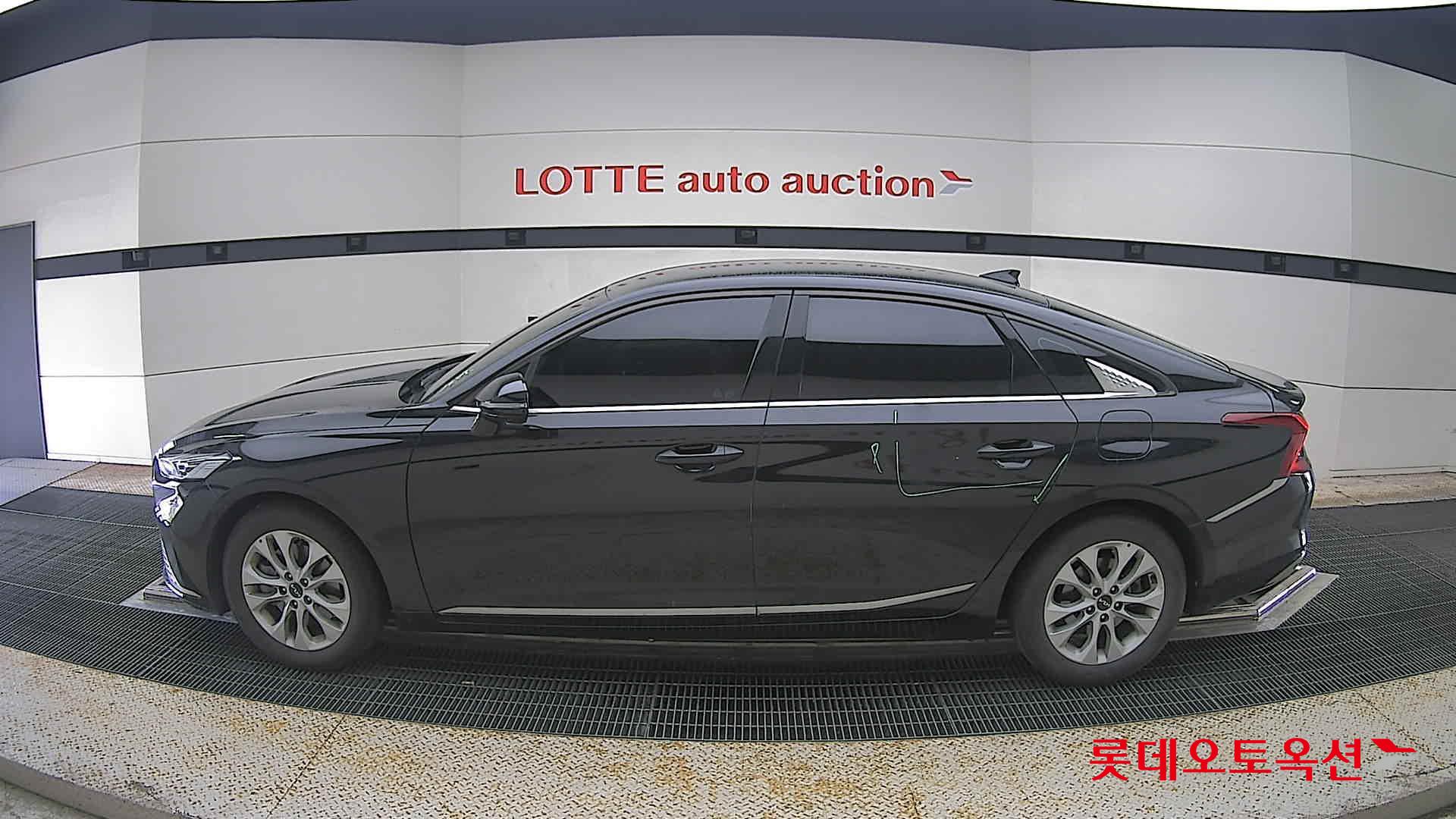 2023 - kia k8