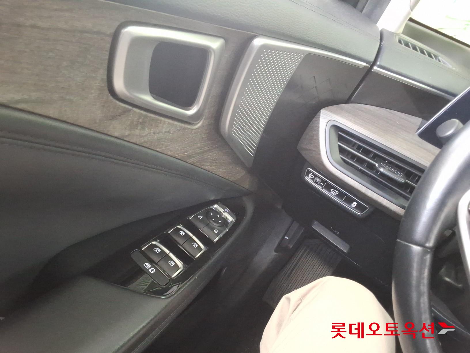 2023 - kia k8