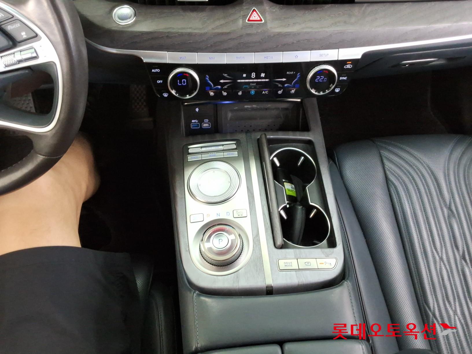 2021 - genesis g80