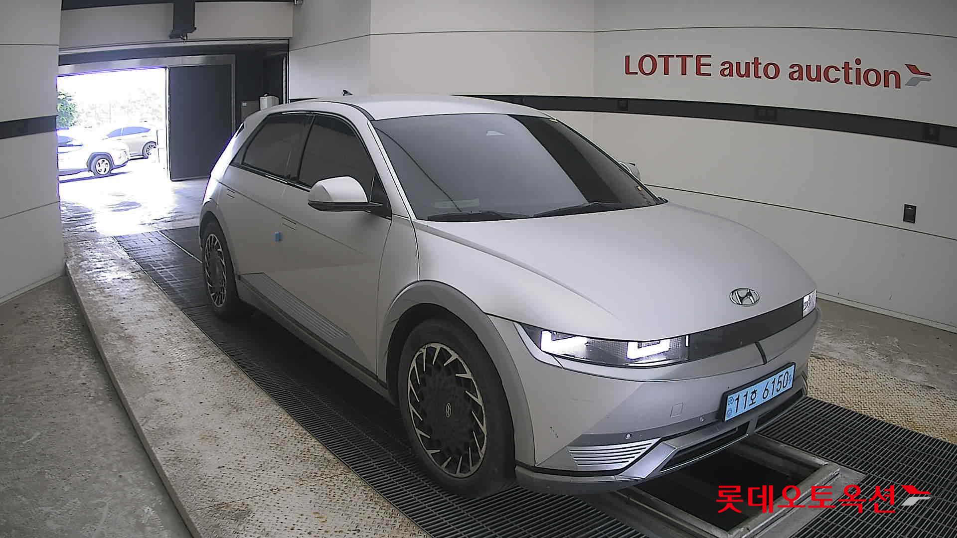 2022 - hyundai ioniq