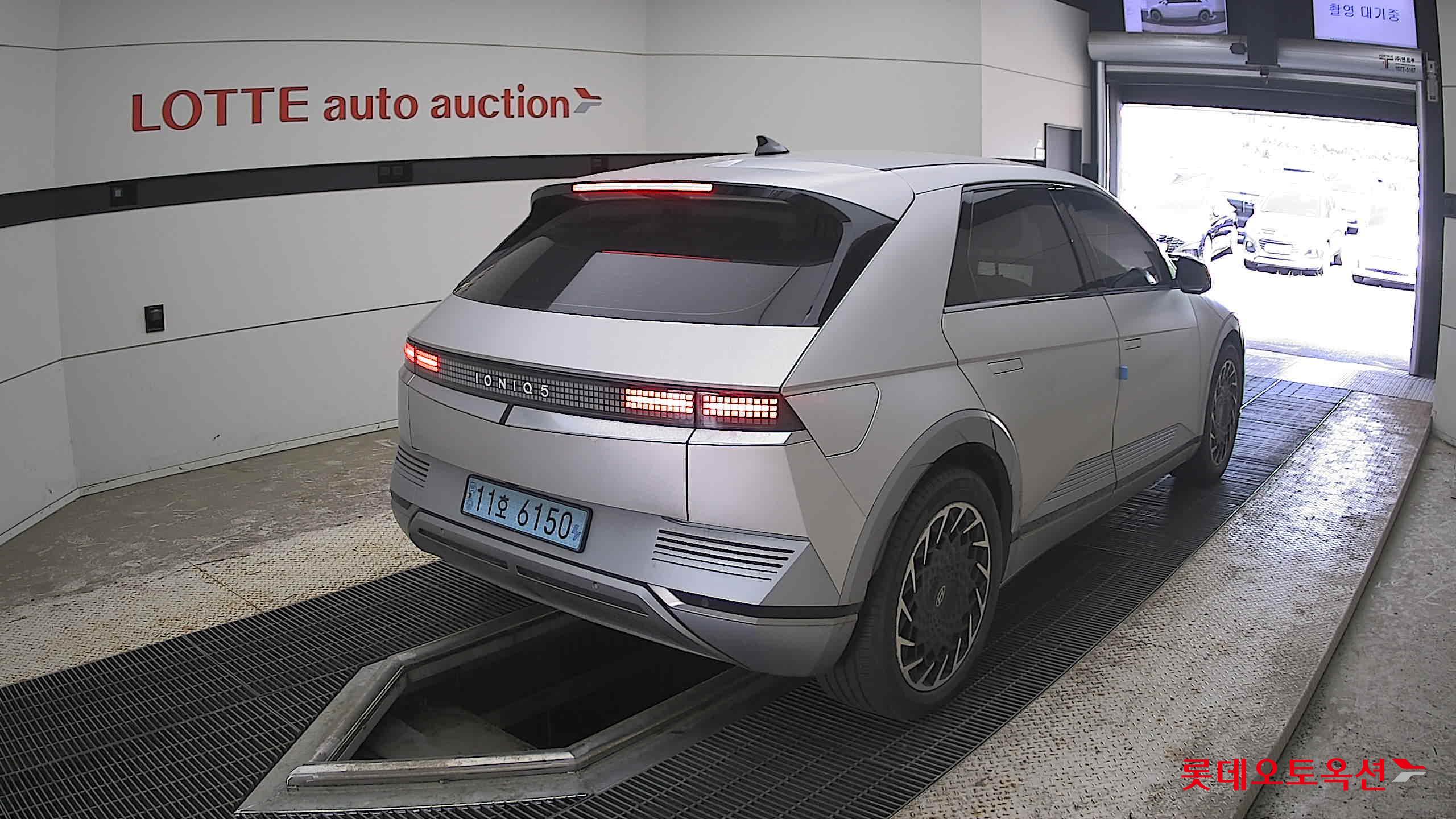 2022 - hyundai ioniq