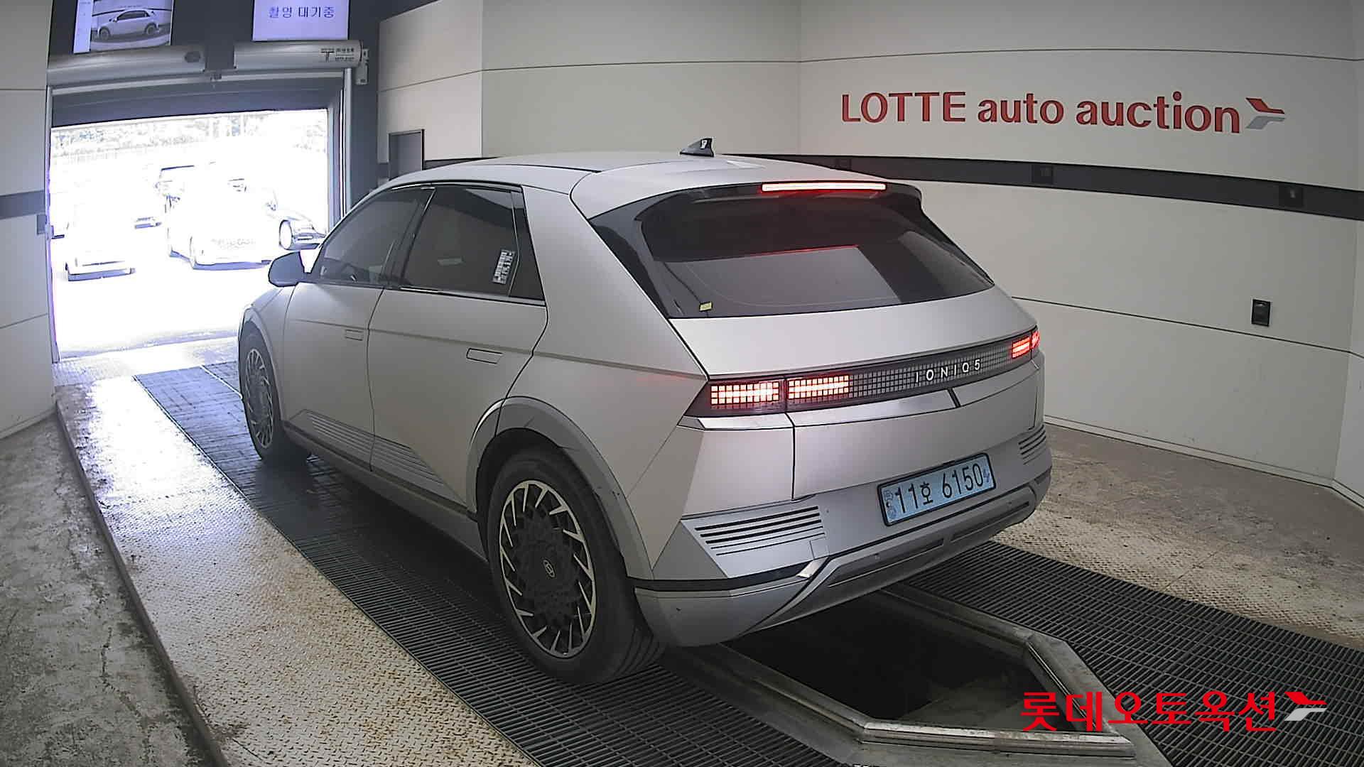 2022 - hyundai ioniq