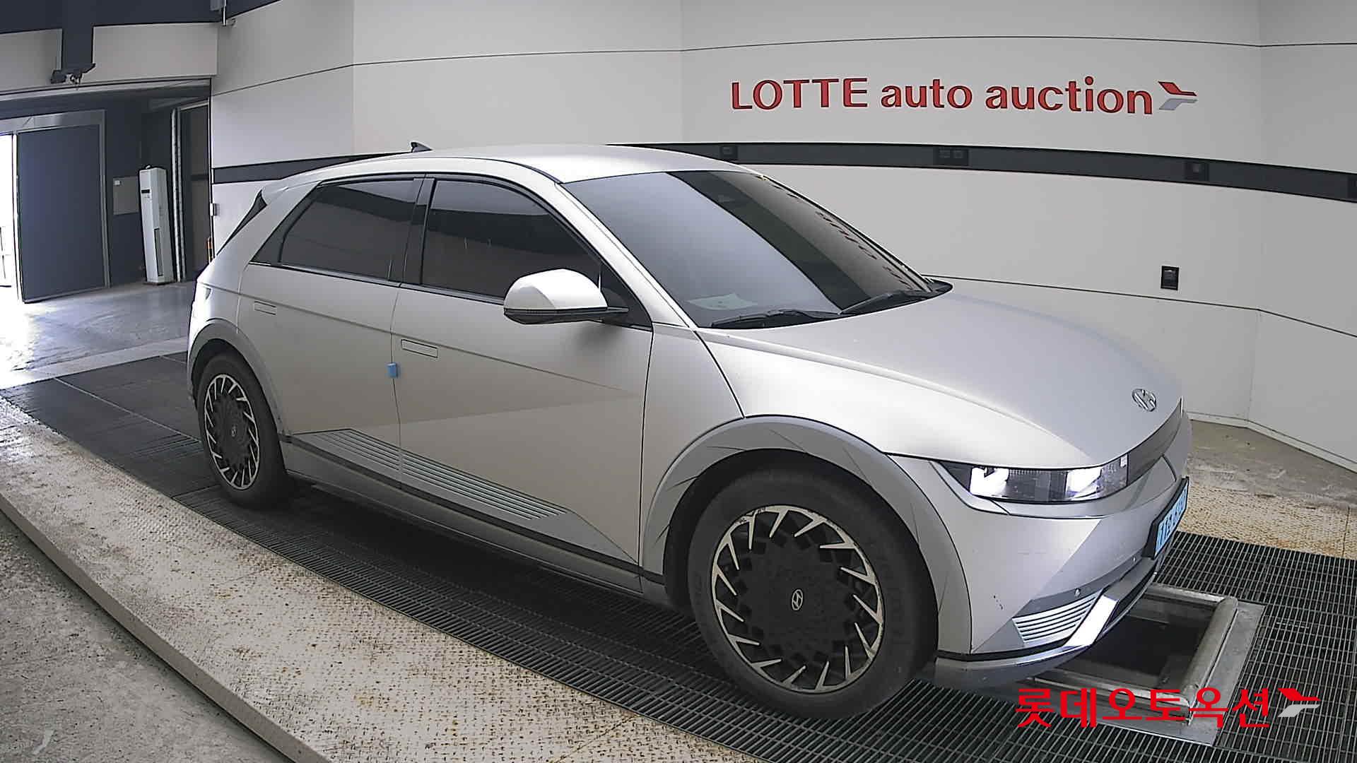 2022 - hyundai ioniq