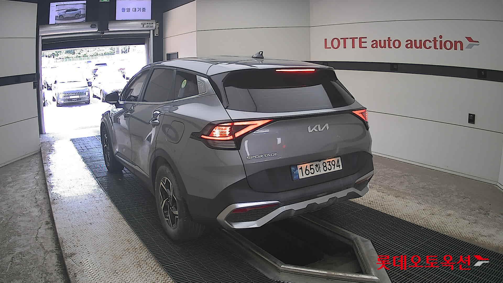 2022 - kia sportage