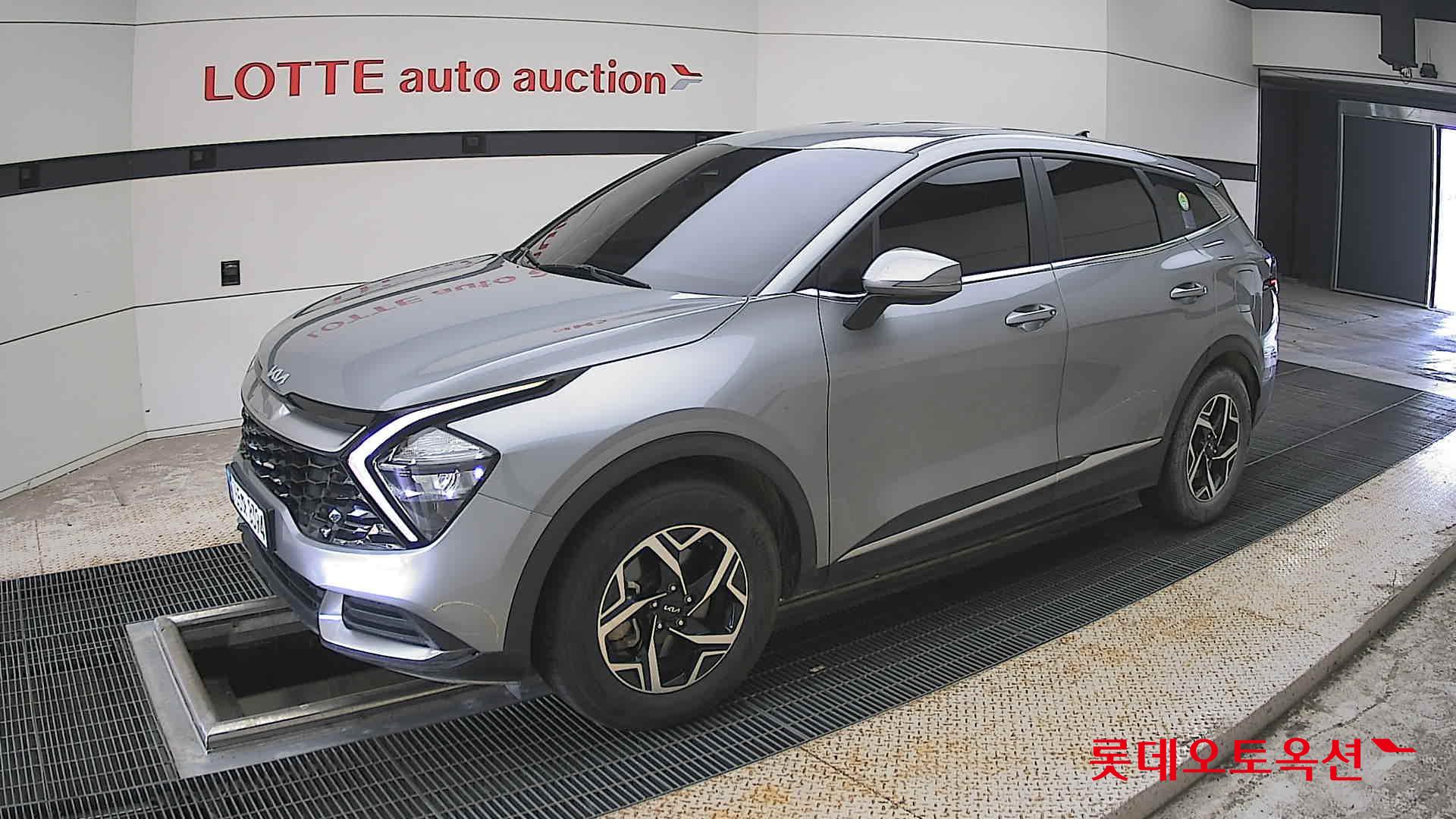2022 - kia sportage