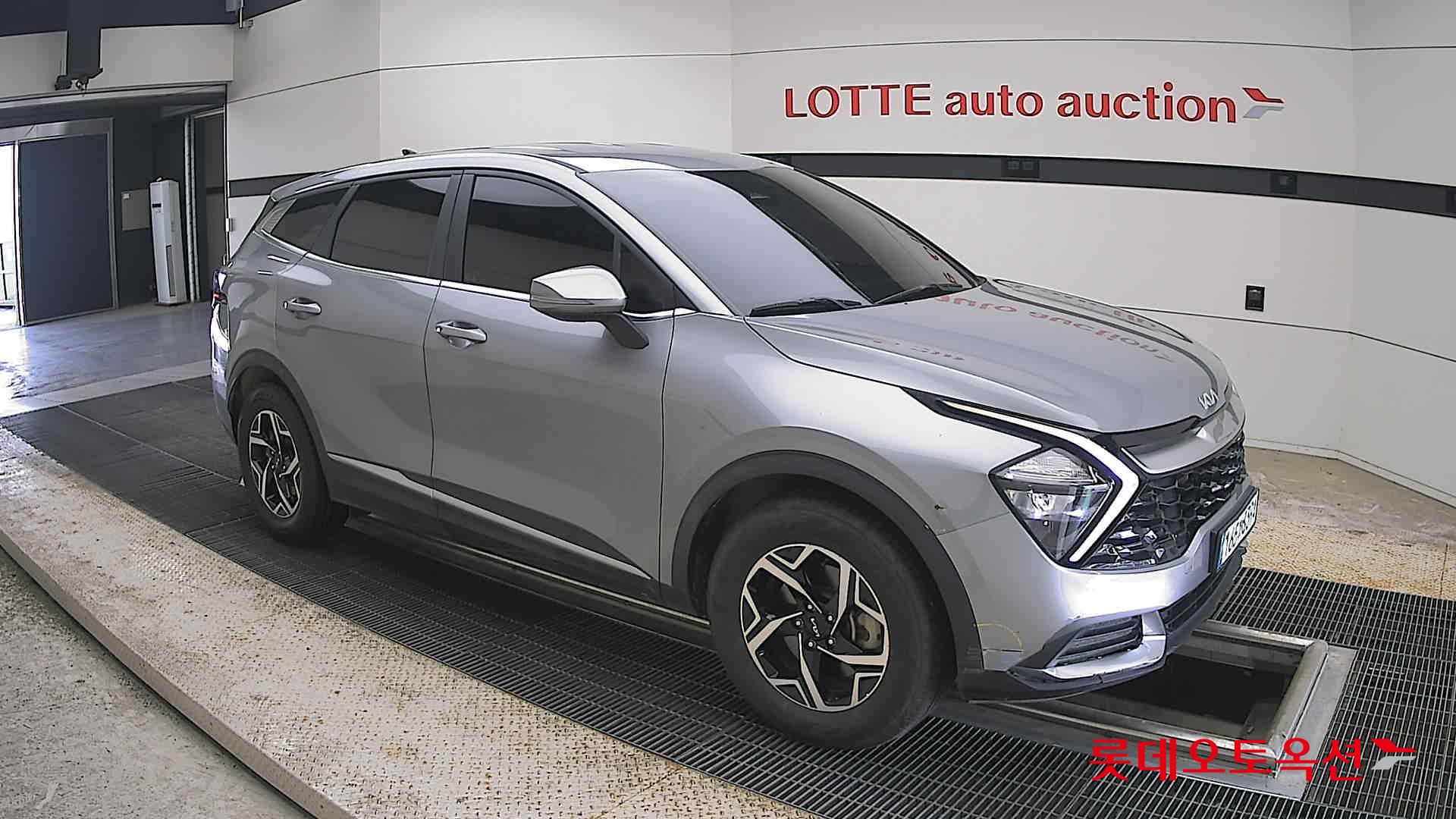 2022 - kia sportage
