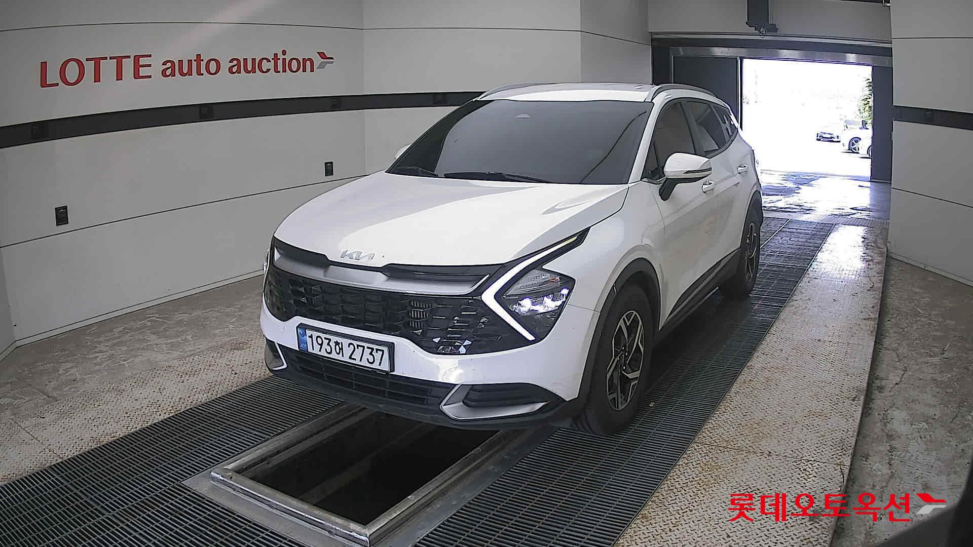 2022 - kia sportage