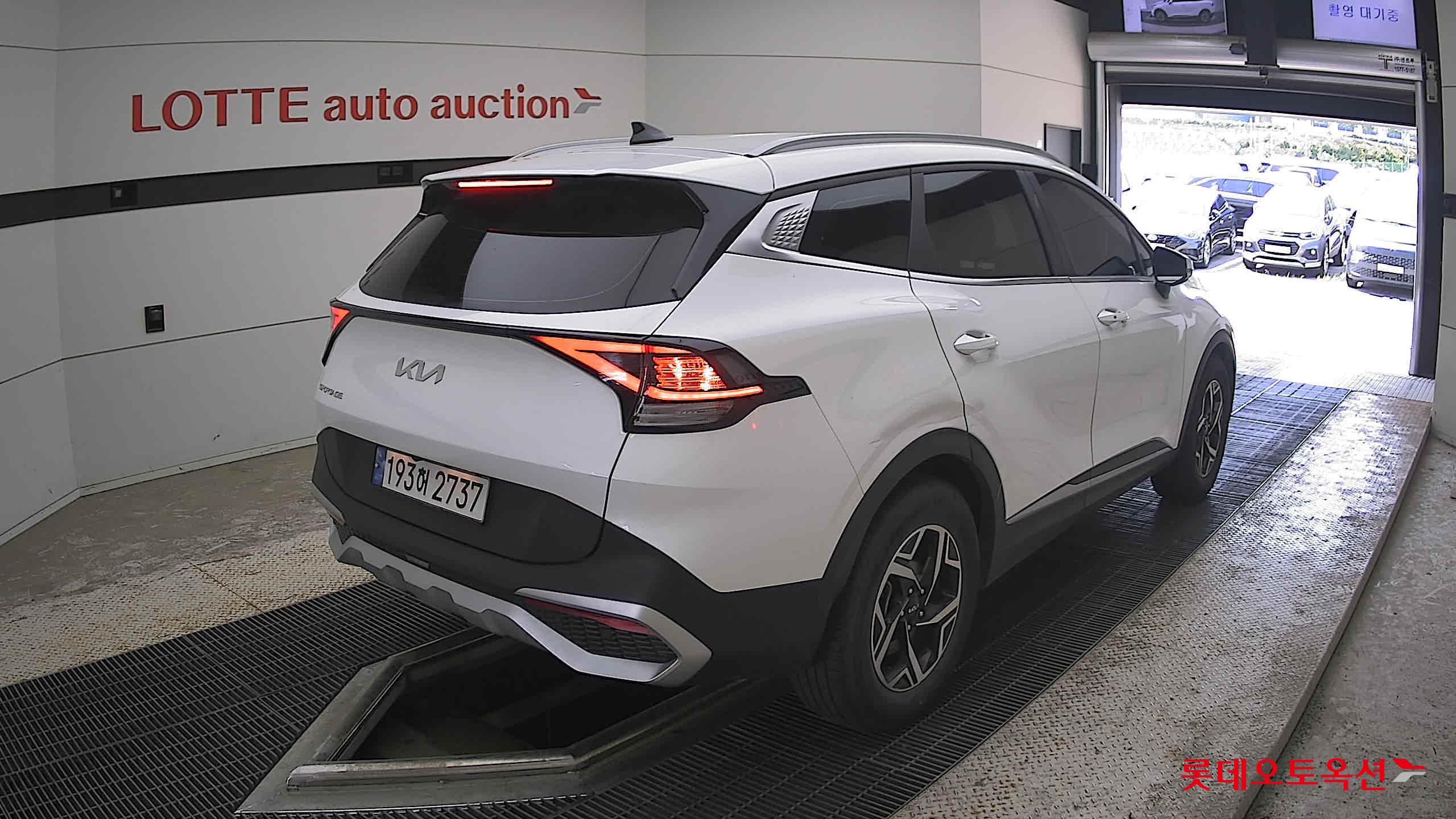 2022 - kia sportage