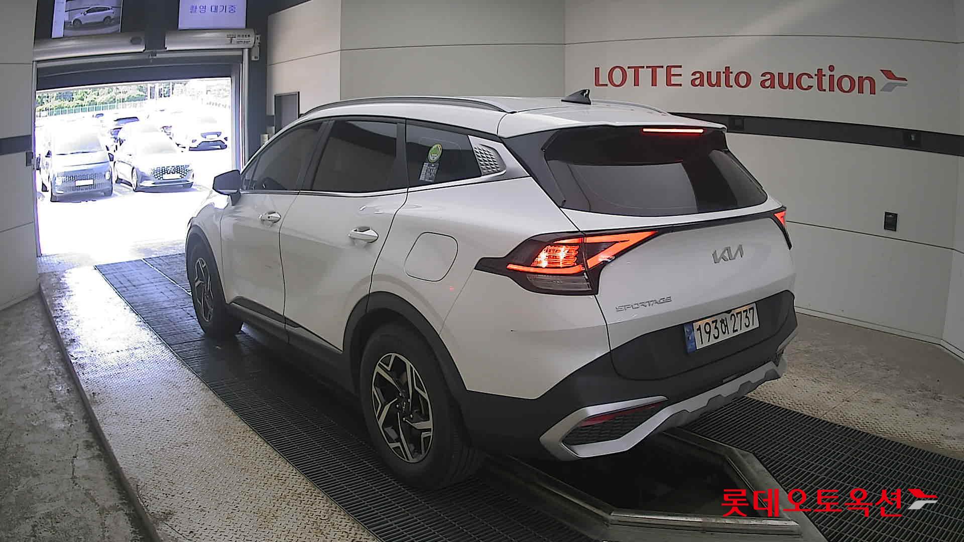 2022 - kia sportage