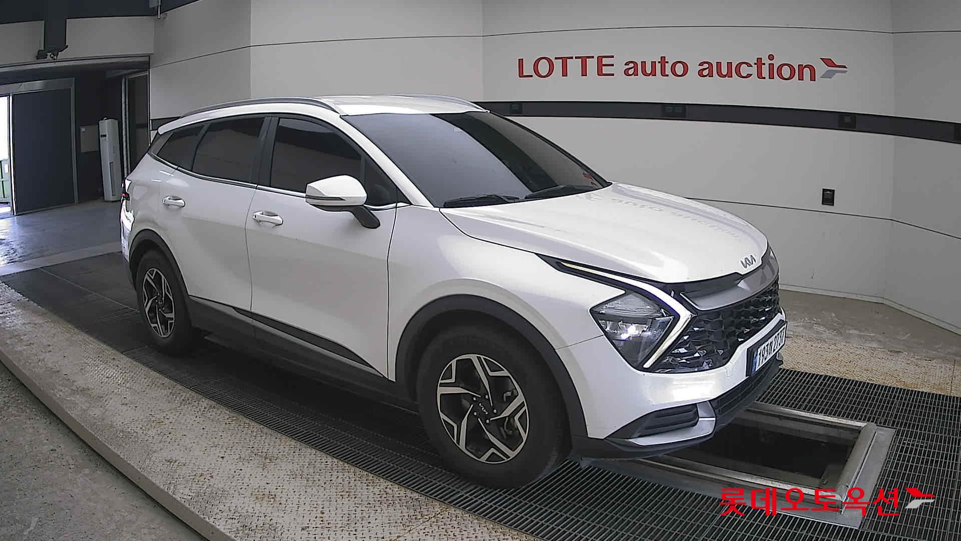 2022 - kia sportage