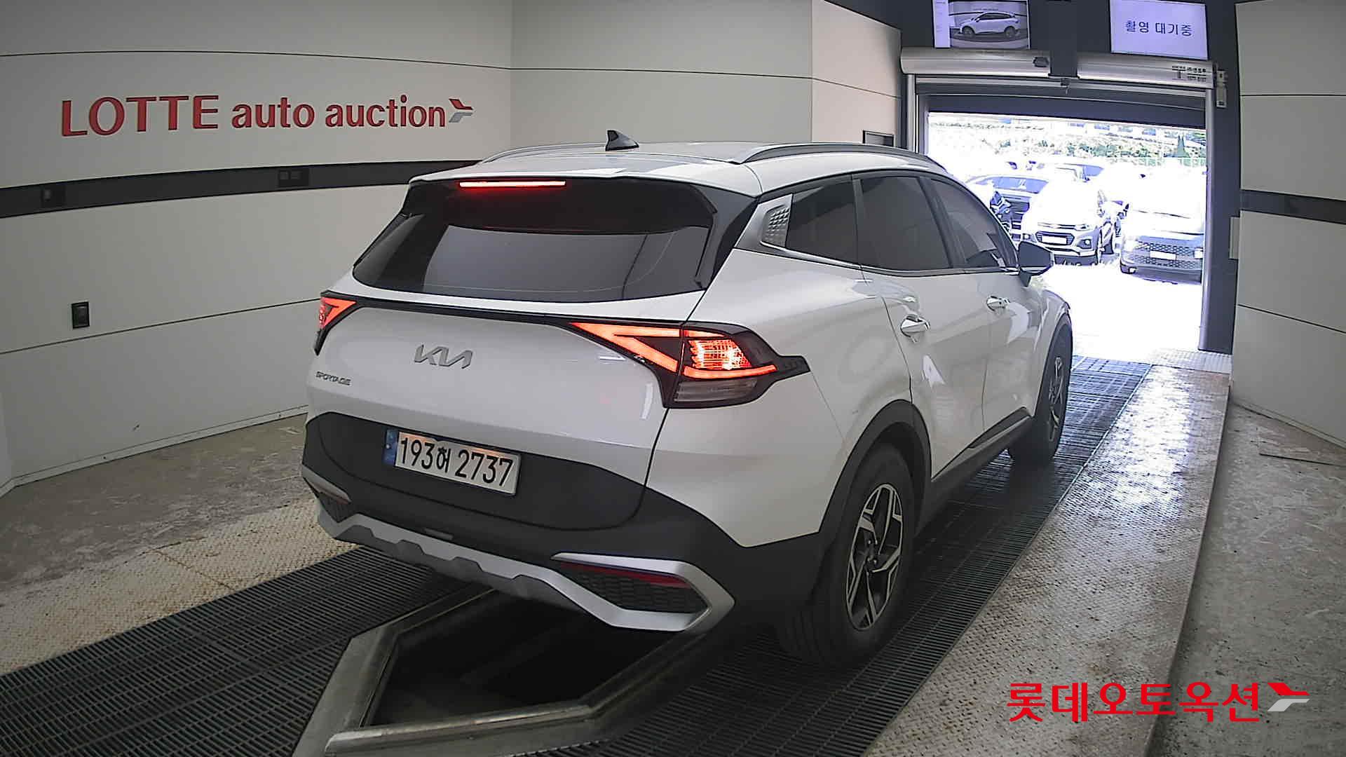 2022 - kia sportage