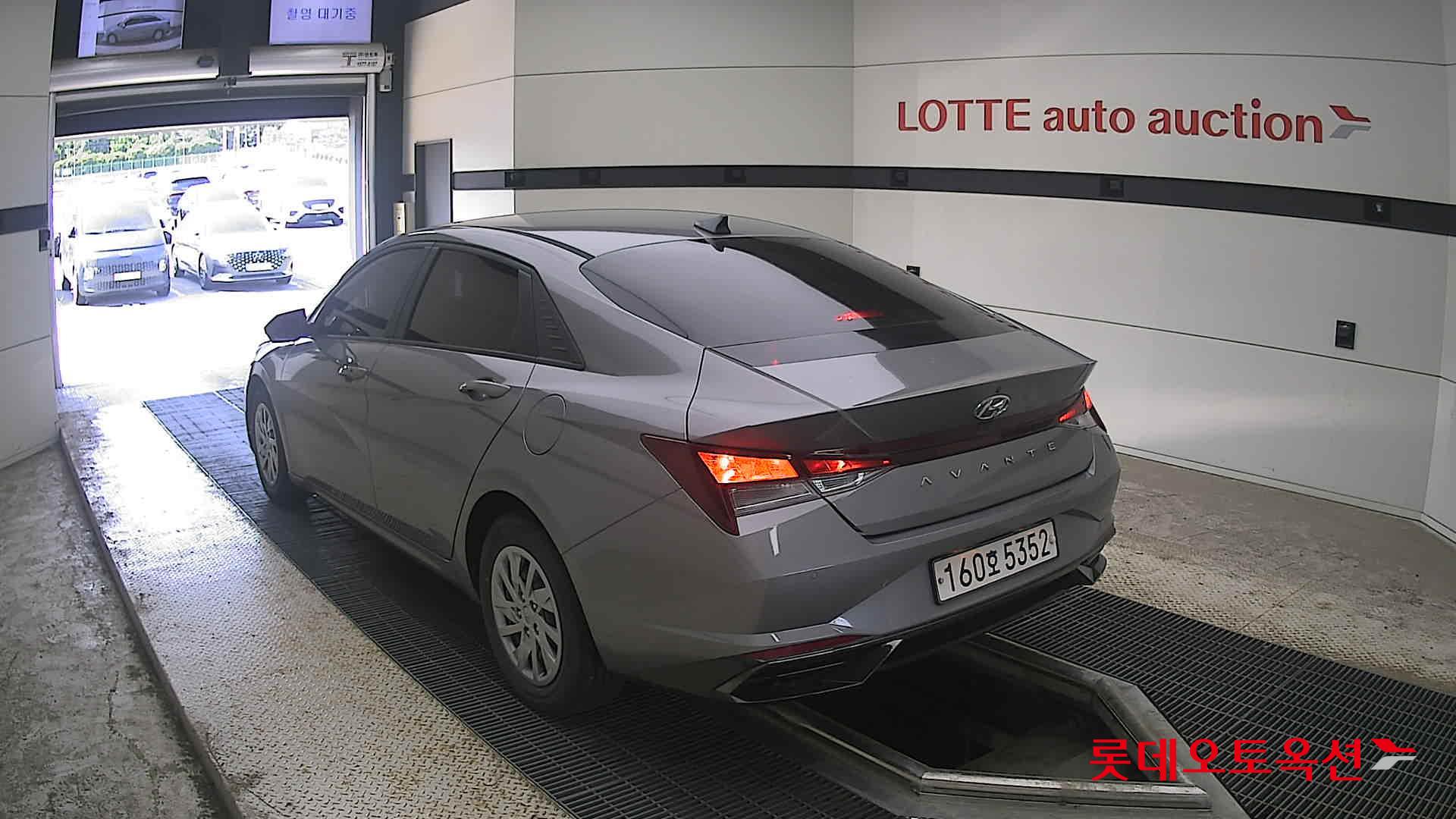2021 - hyundai avante