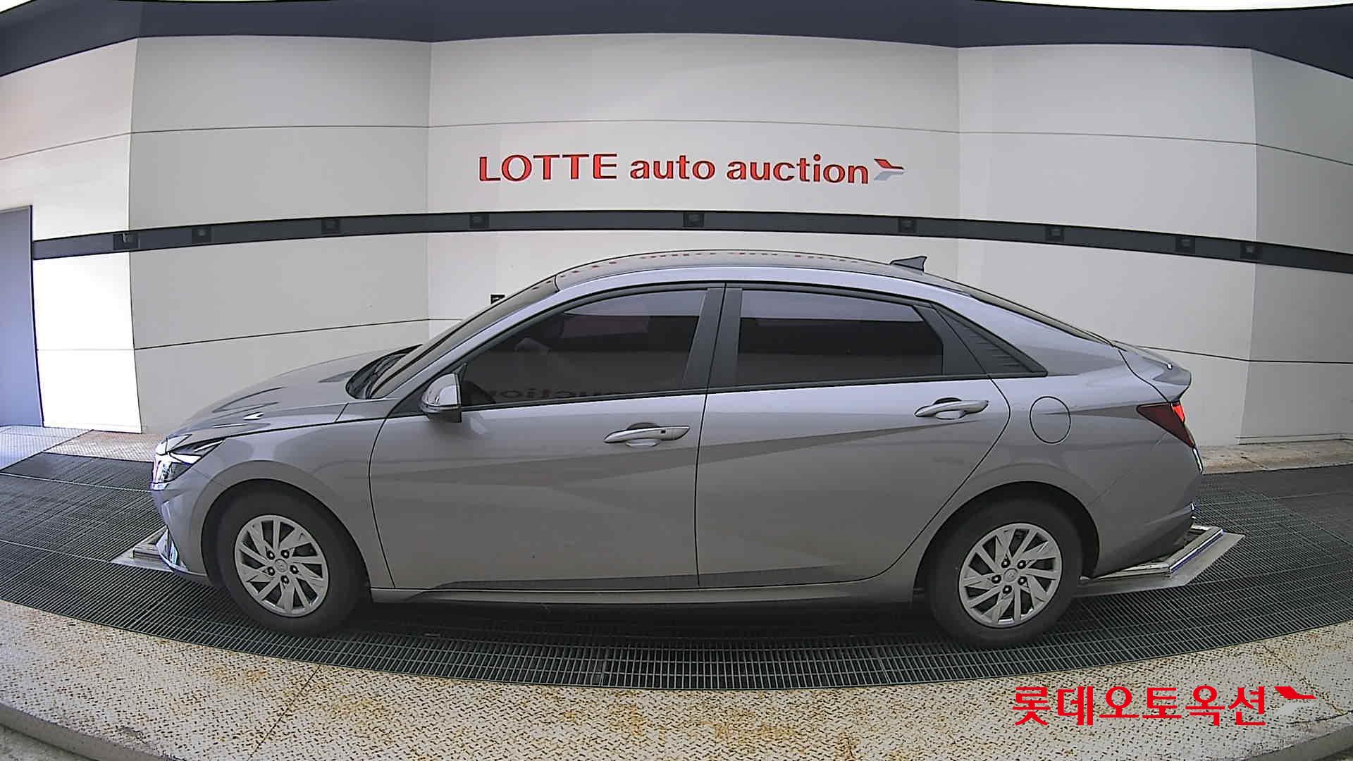 2021 - hyundai avante