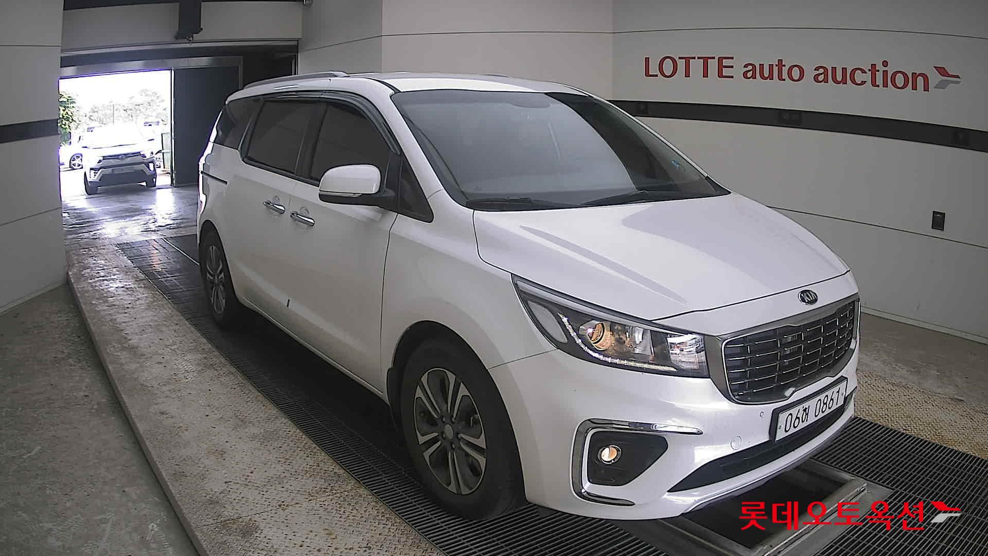 2019 - kia carnival