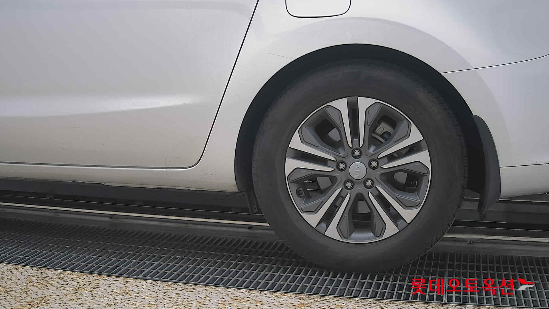 2019 - kia carnival