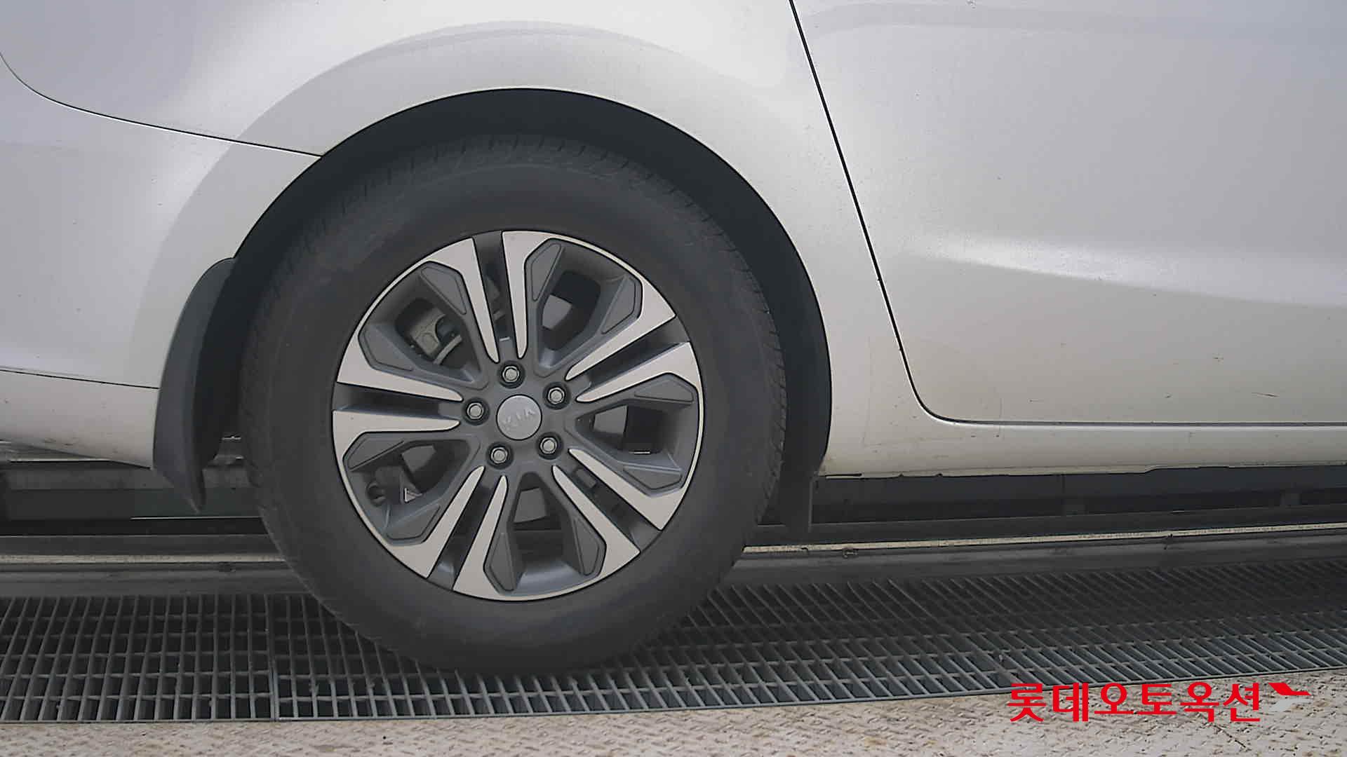 2019 - kia carnival