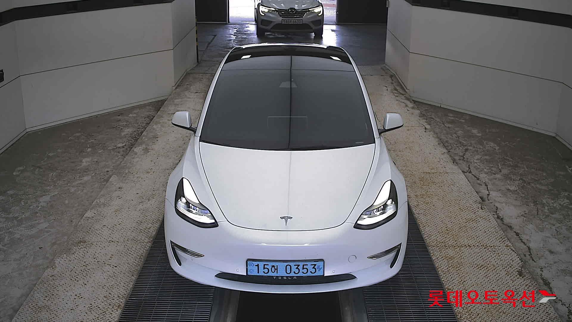 TESLA MODEL 3 (E) RANGE