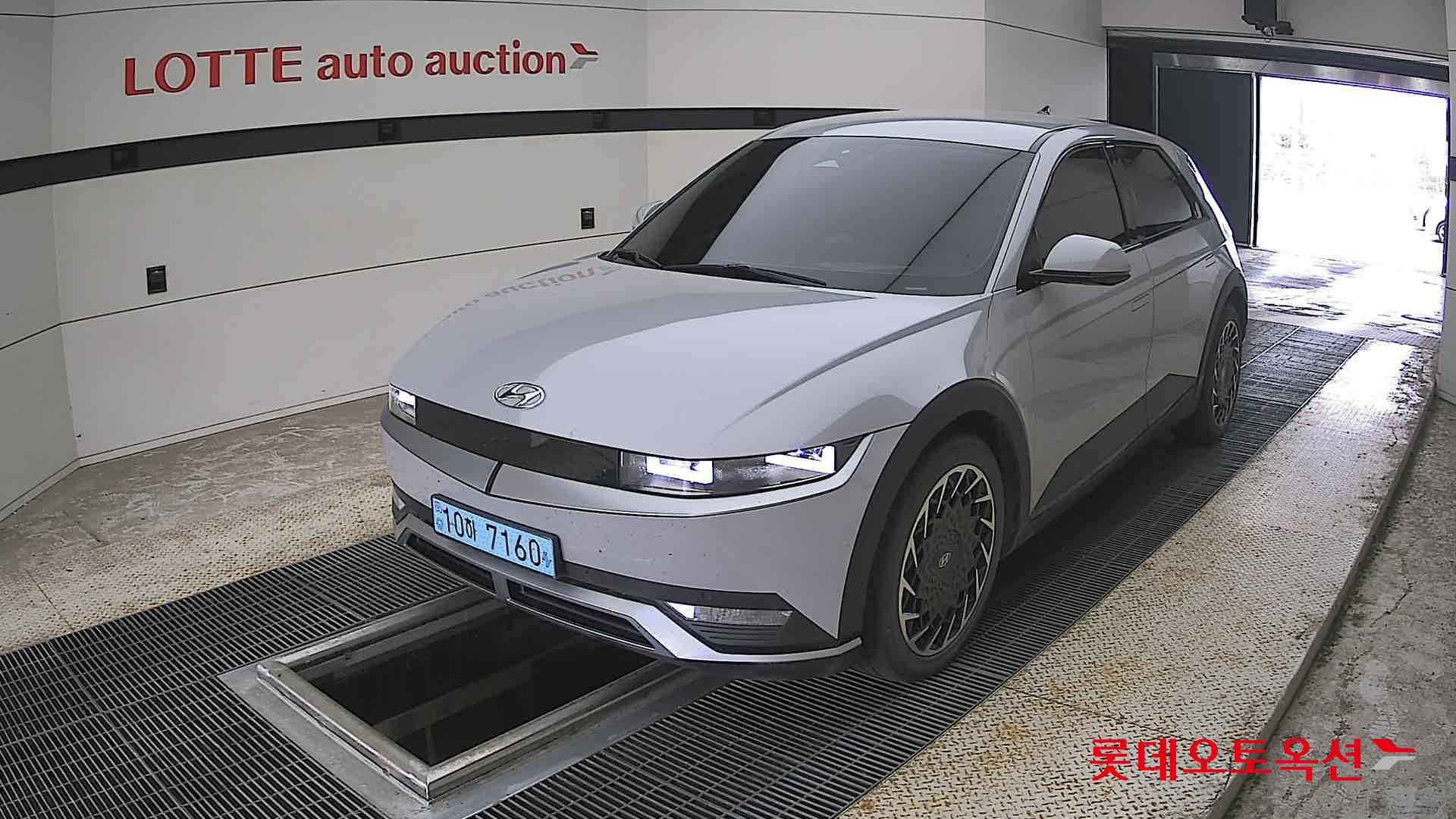 2023 - hyundai ioniq