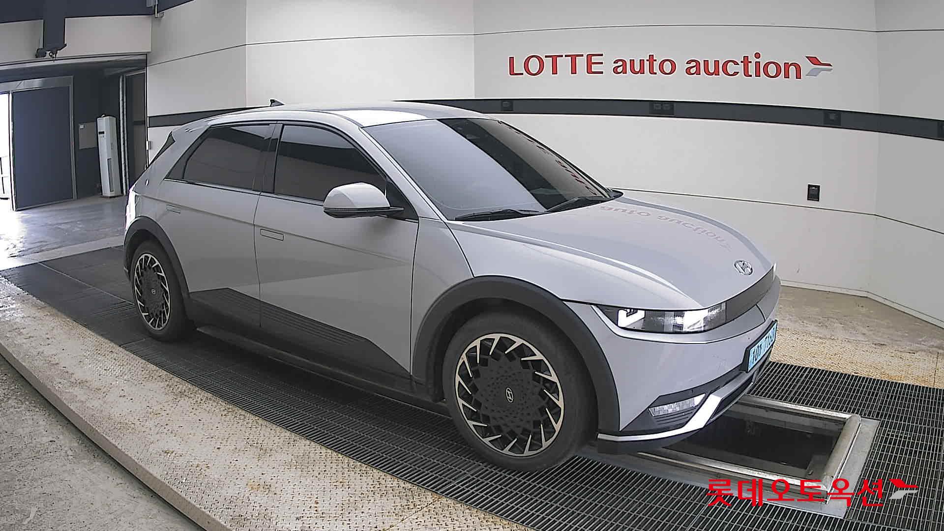 2023 - hyundai ioniq