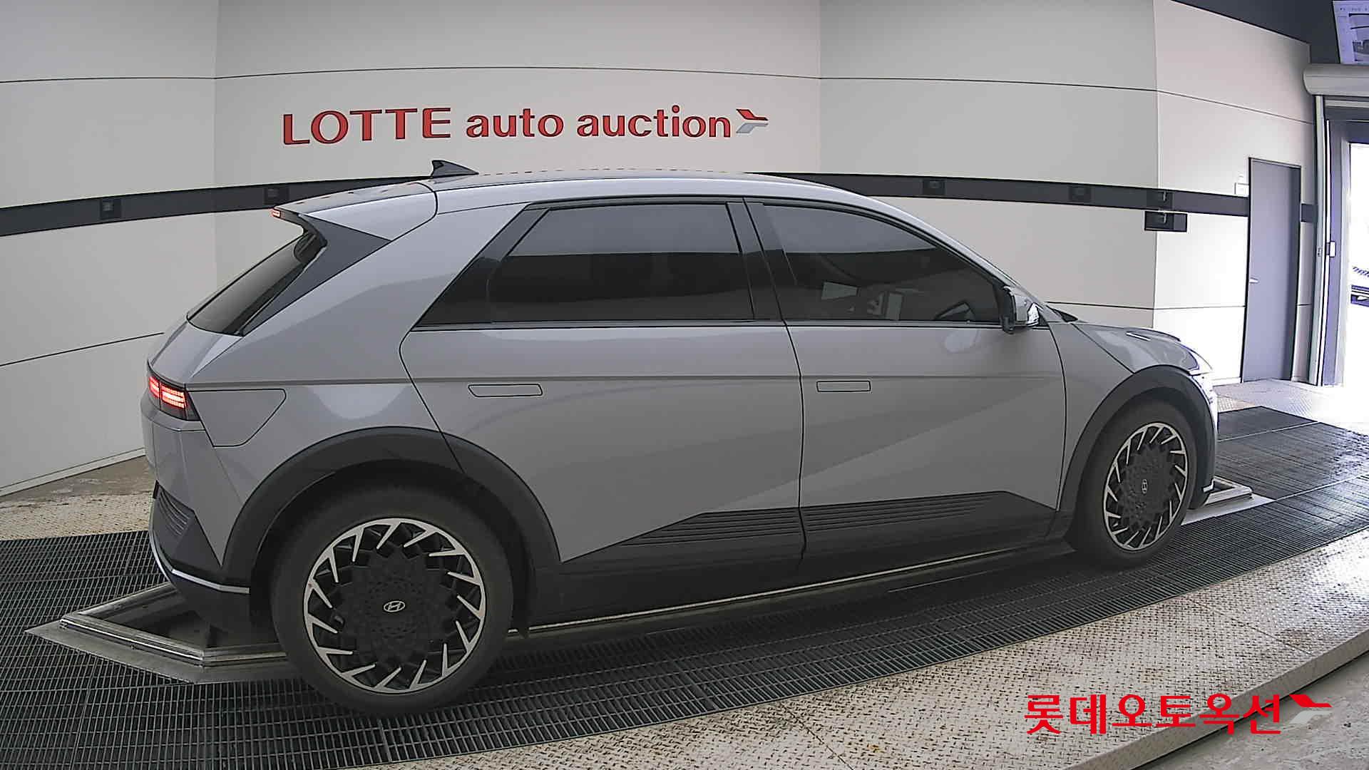 2023 - hyundai ioniq