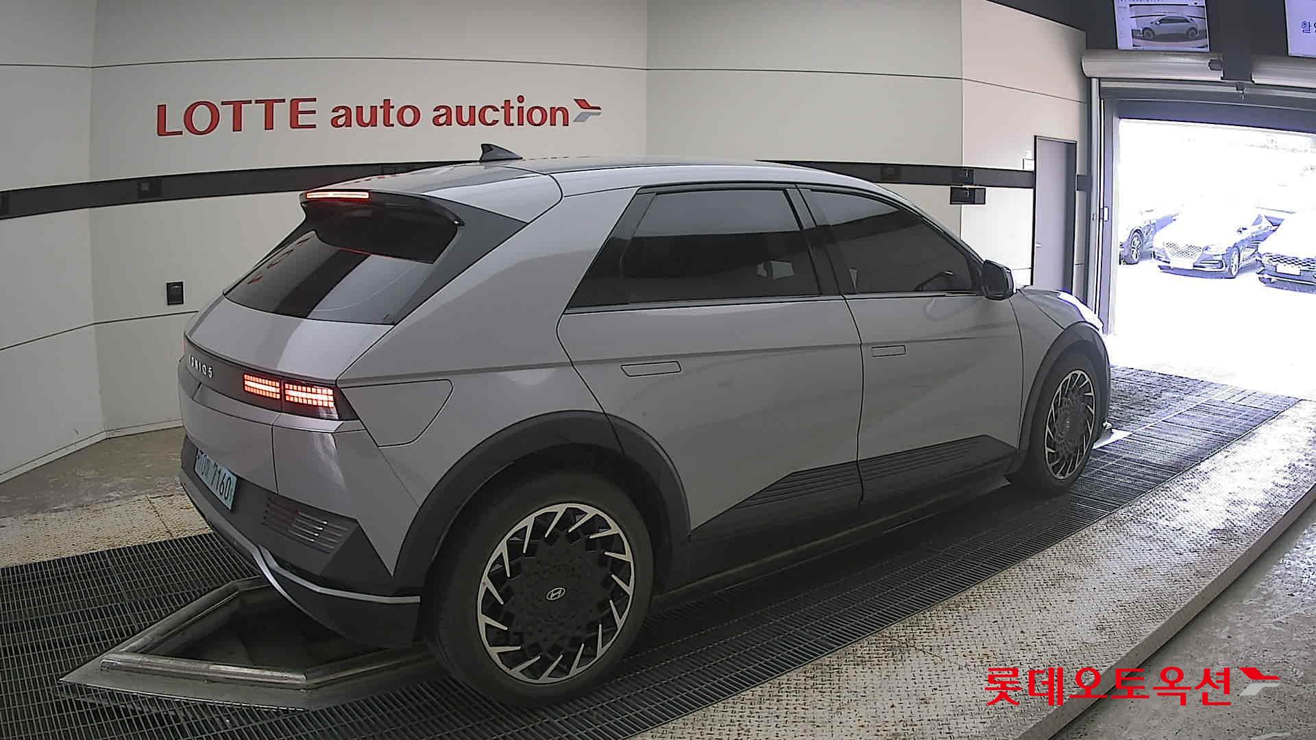 2023 - hyundai ioniq