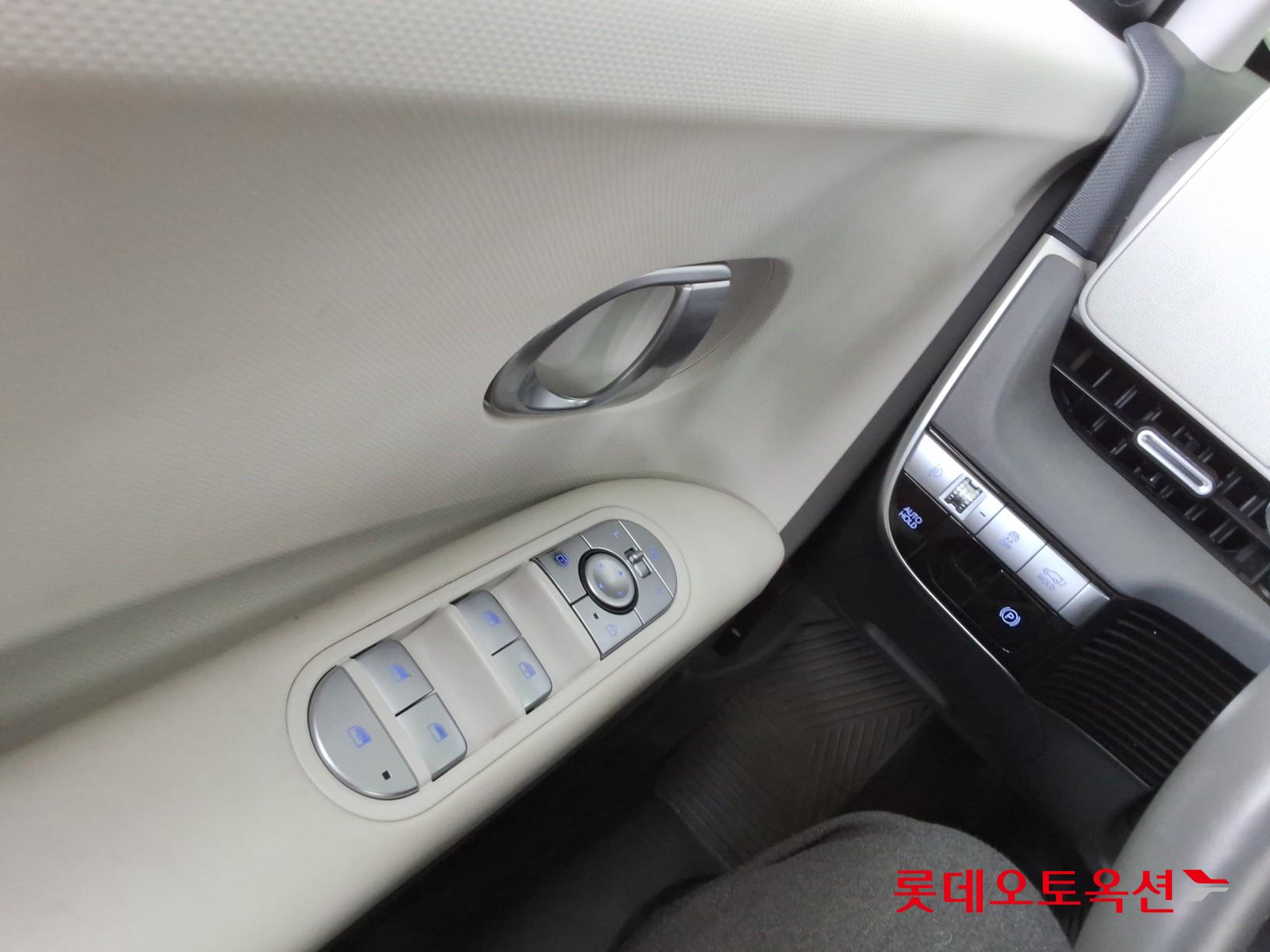 2023 - hyundai ioniq