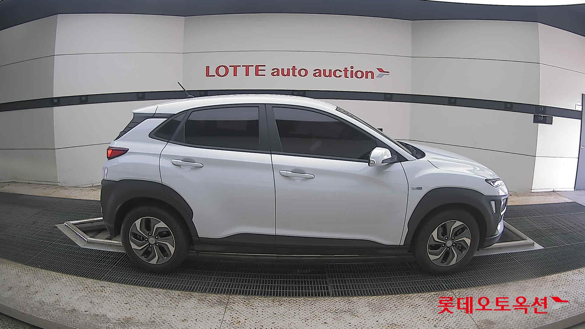 2020 - hyundai kona