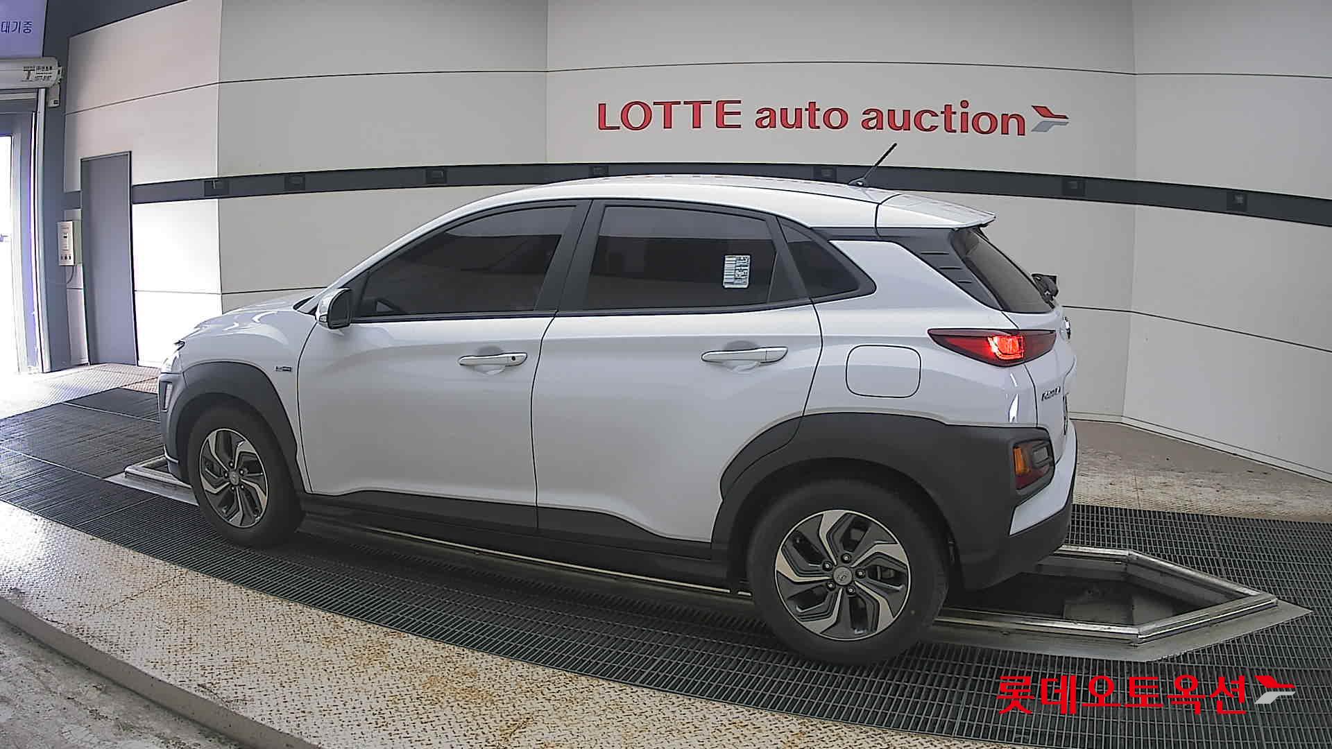 2020 - hyundai kona