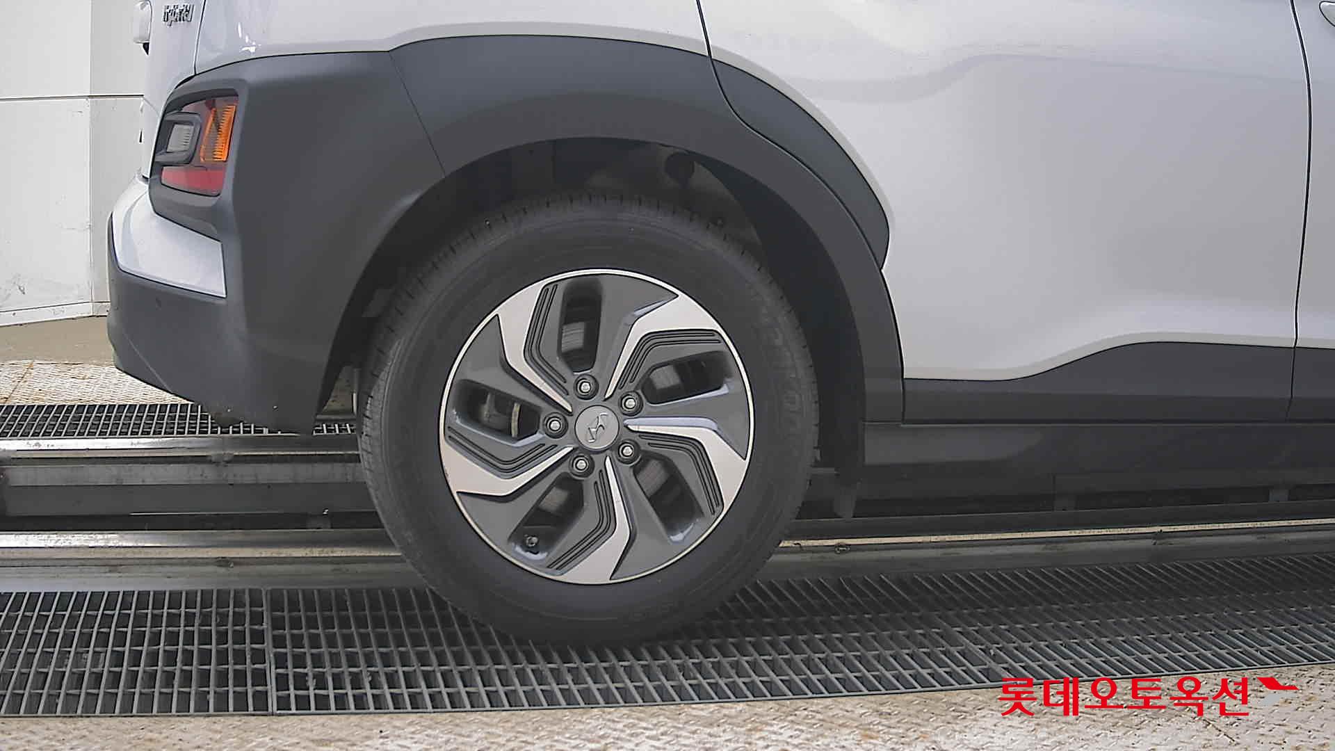 2020 - hyundai kona